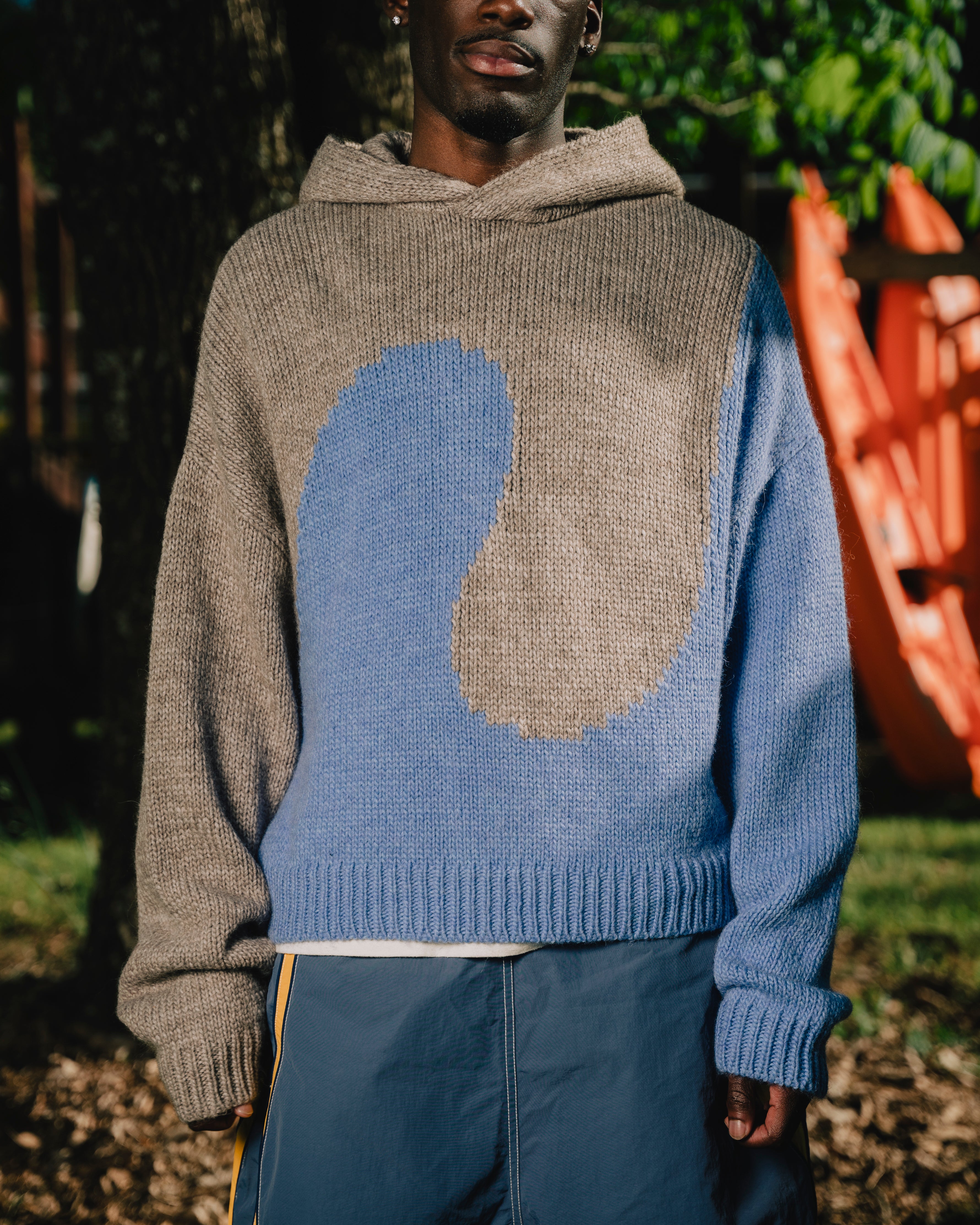 BICOLOR SWIRL HOODIE