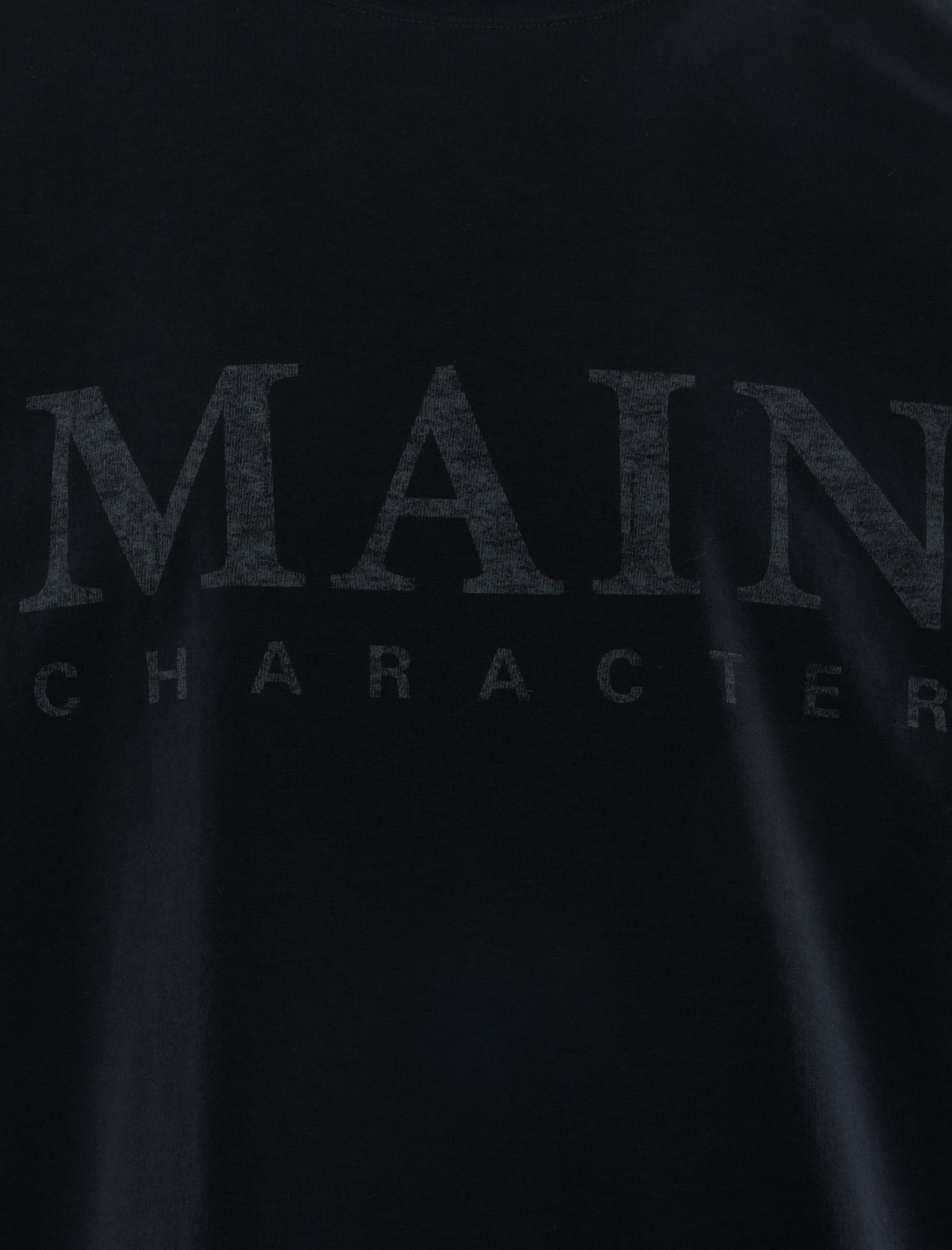 MAIN CHARACTER TEE