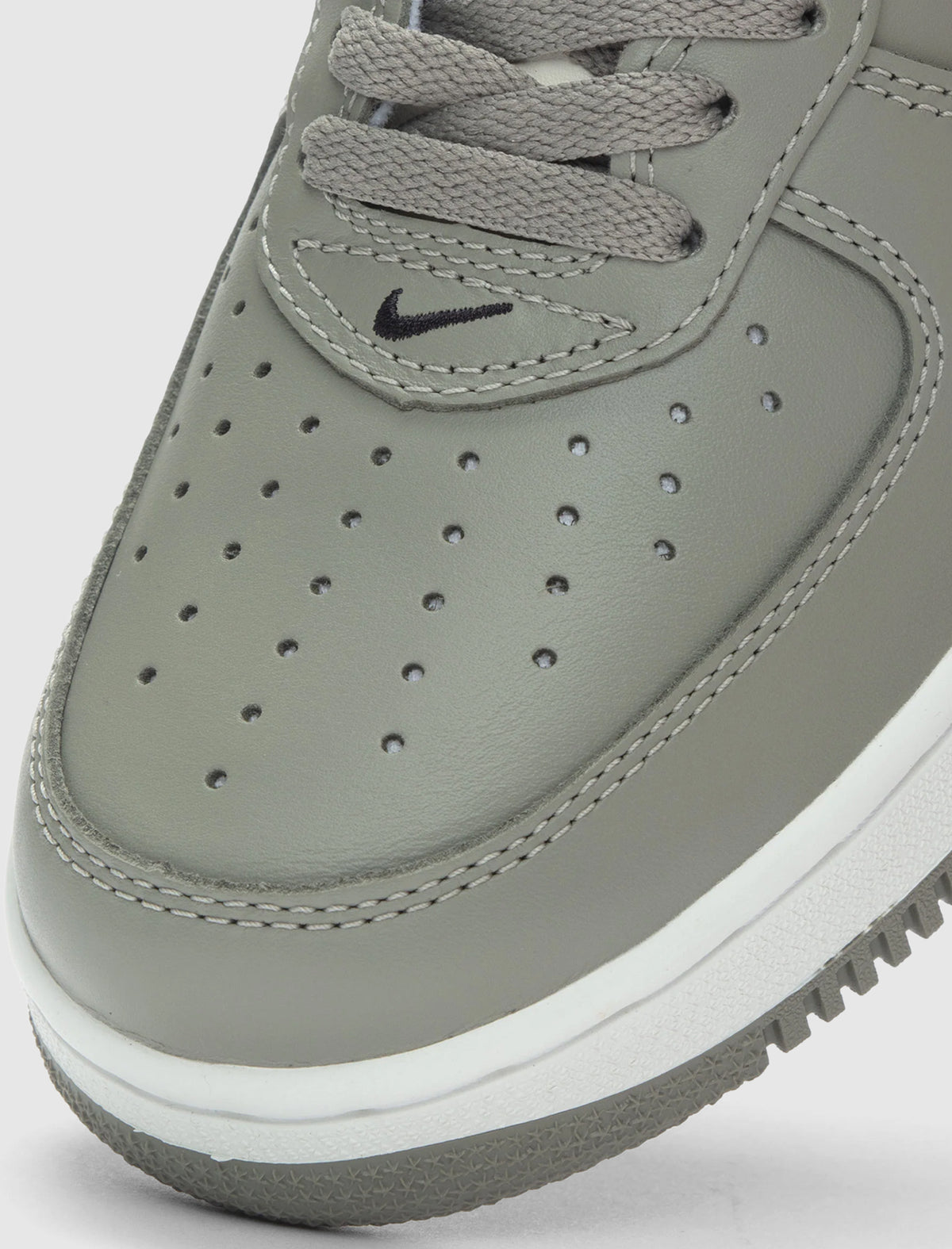 NIKE AIR FORCE 1 "ARMY"