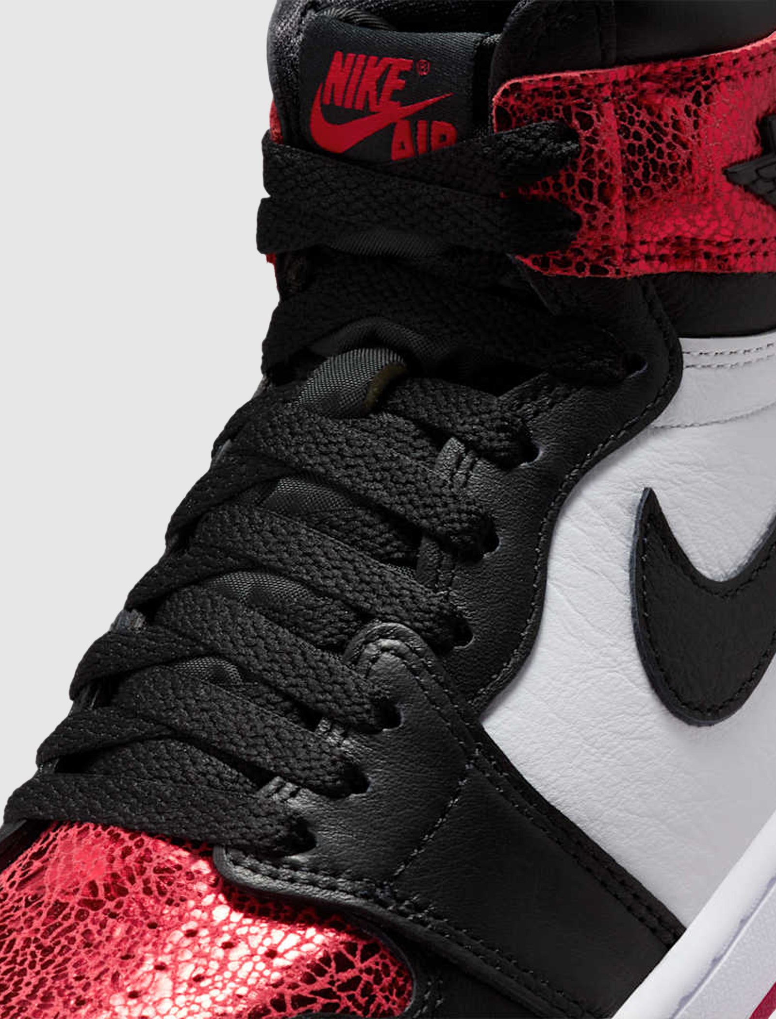 WOMEN'S AIR JORDAN 1 HI OG "VARSITY RED"