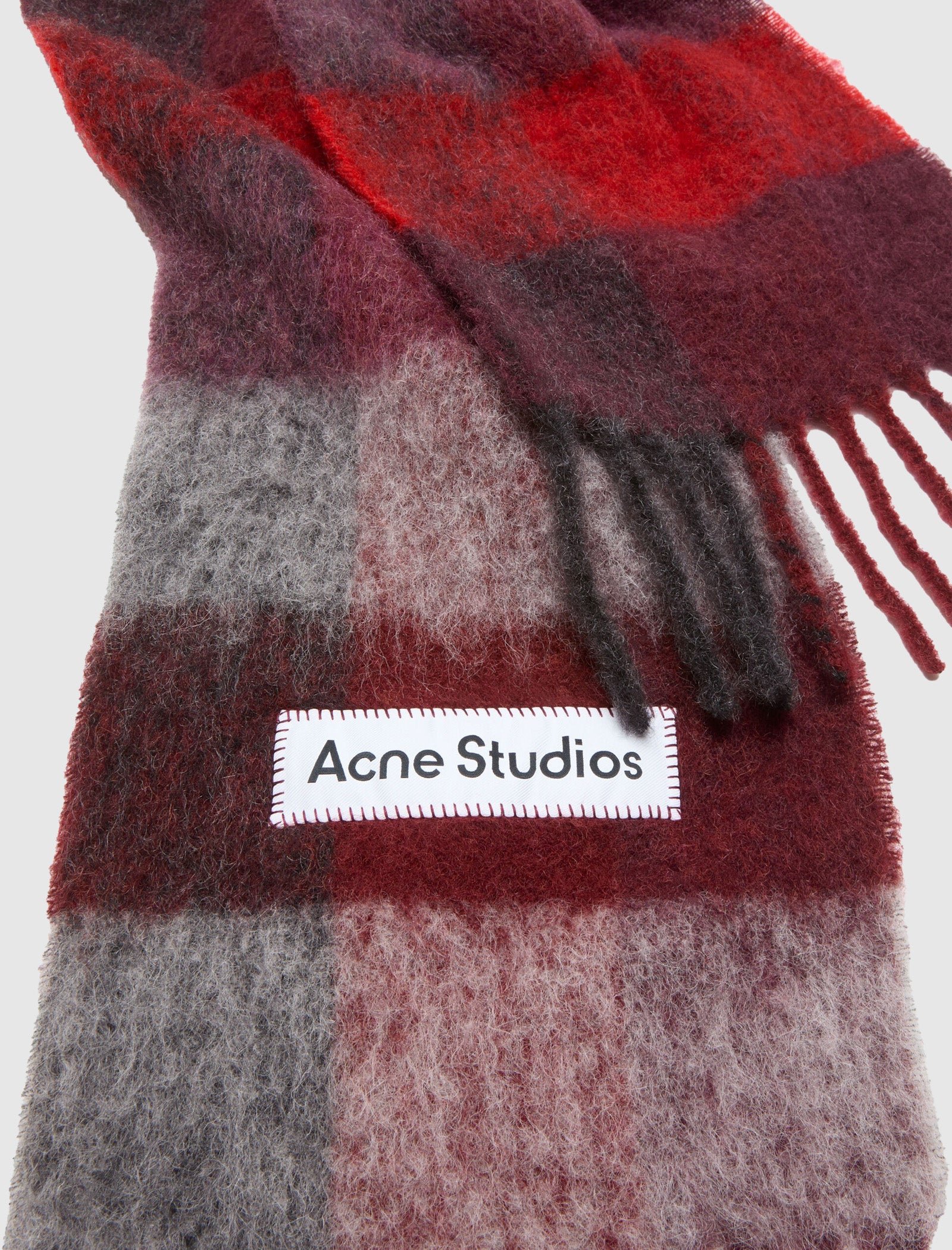 WOOL MOHAIR SCARF