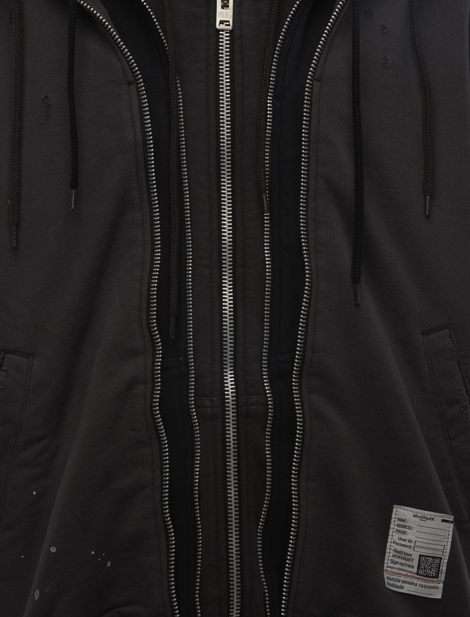 TRIPLE LAYERED VEST