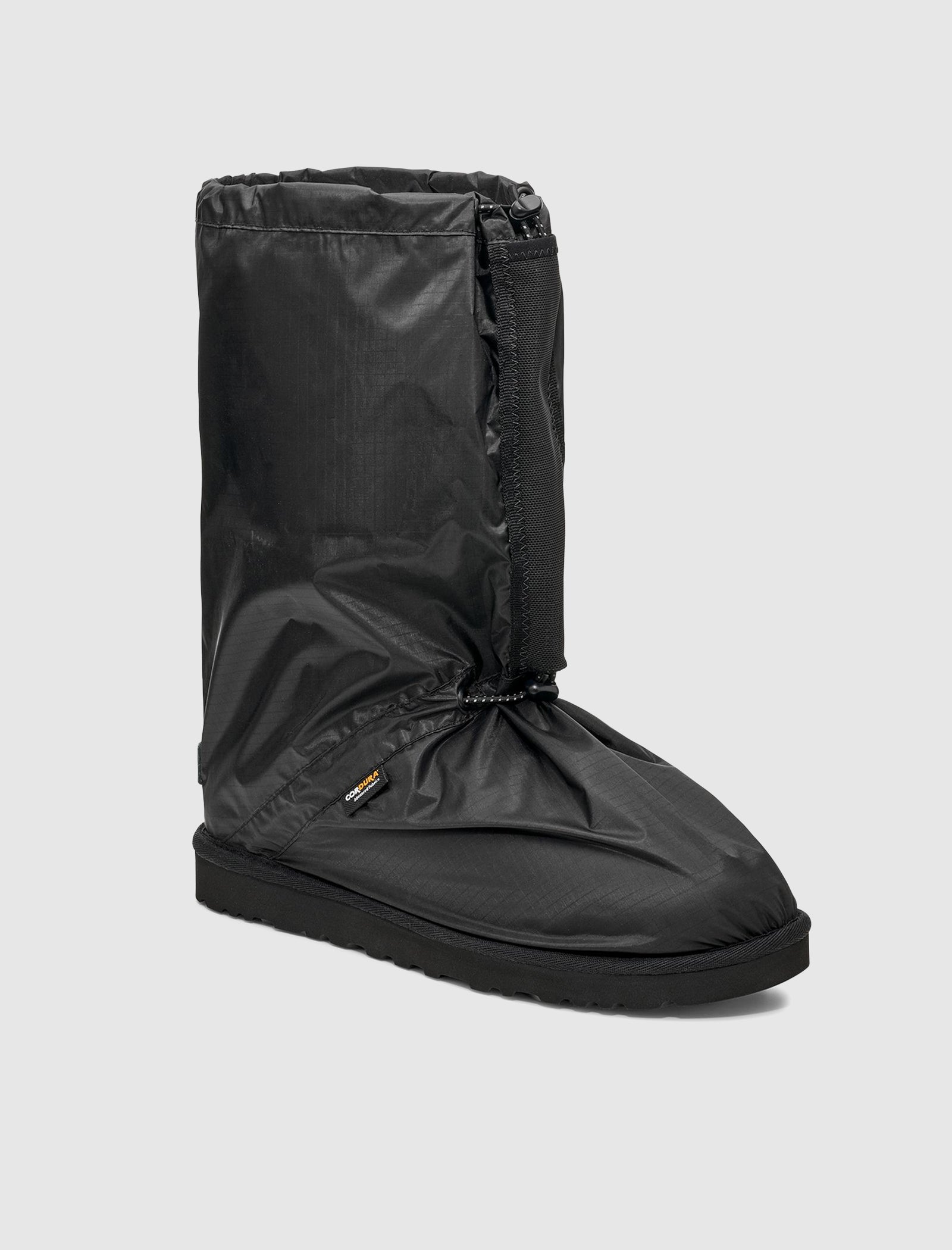 UGG X REESE COOPER CLASSIC MINI "BLACK/BLACK"