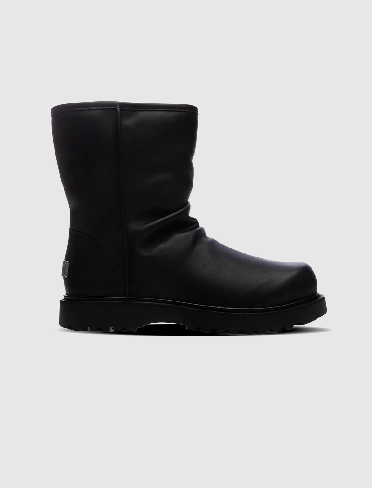 UGG WILLY CHAVARRIA RELAXED BOOTS