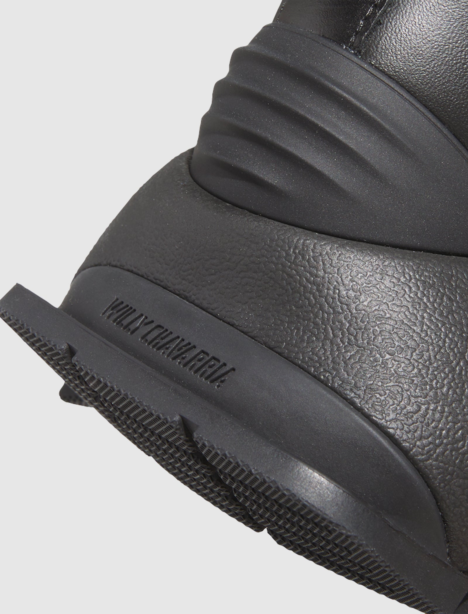 WILLY CHAVARRIA FORUM BOOT MID