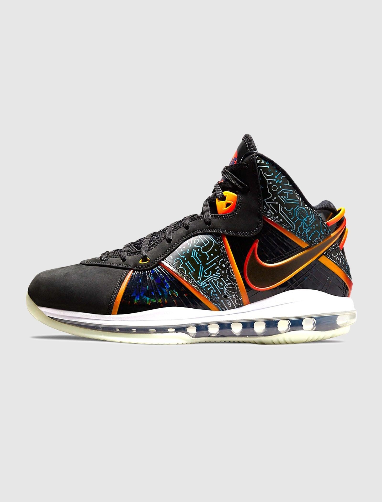 NIKE LEBRON 8 