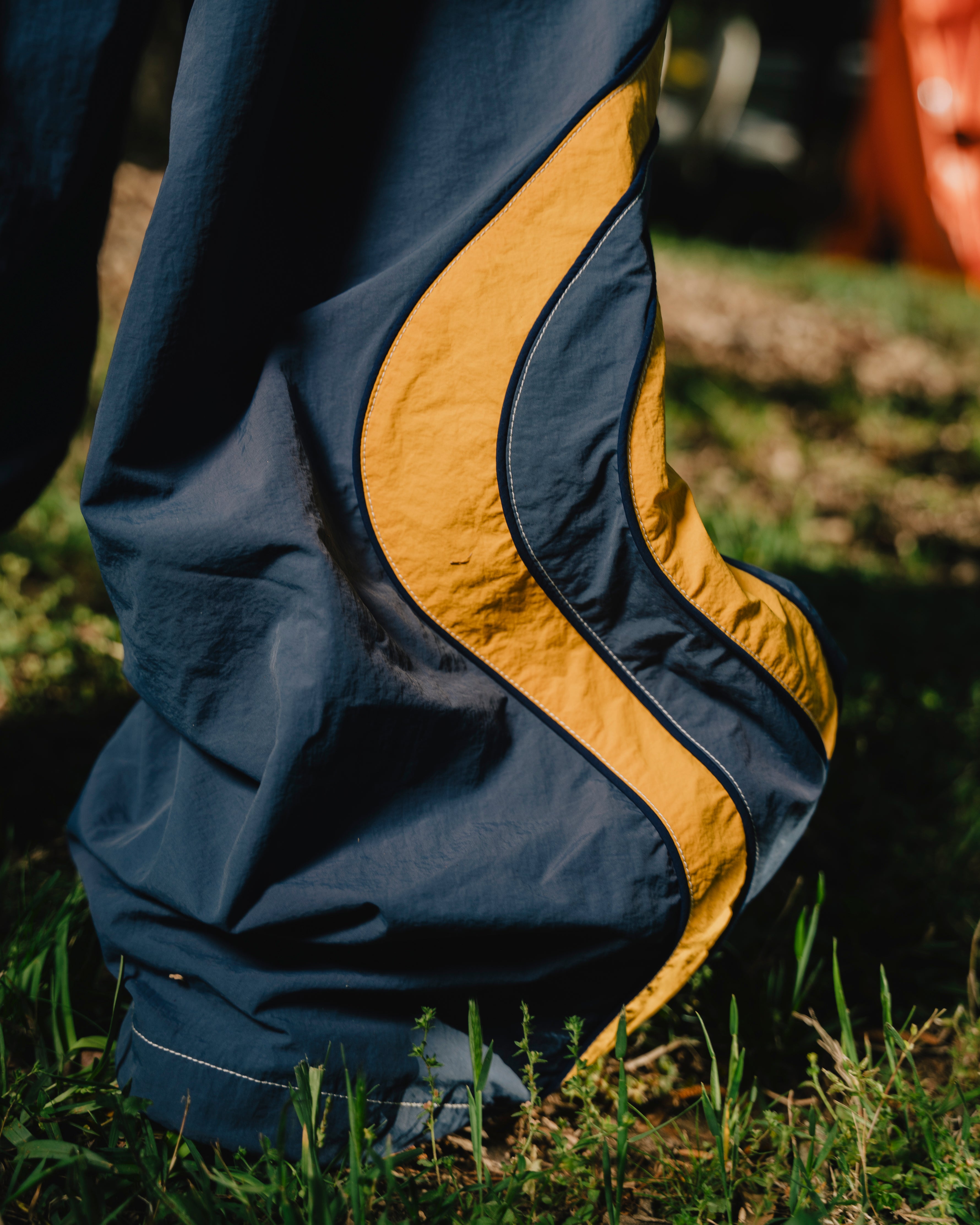 UFO TRACKPANTS