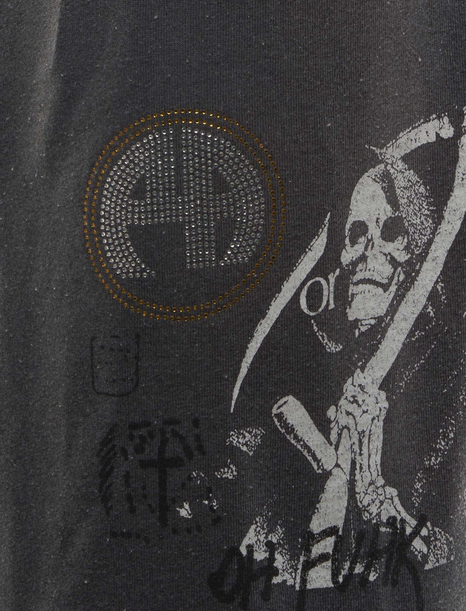 CARRYING THE MESSAGE SWEATSHORT