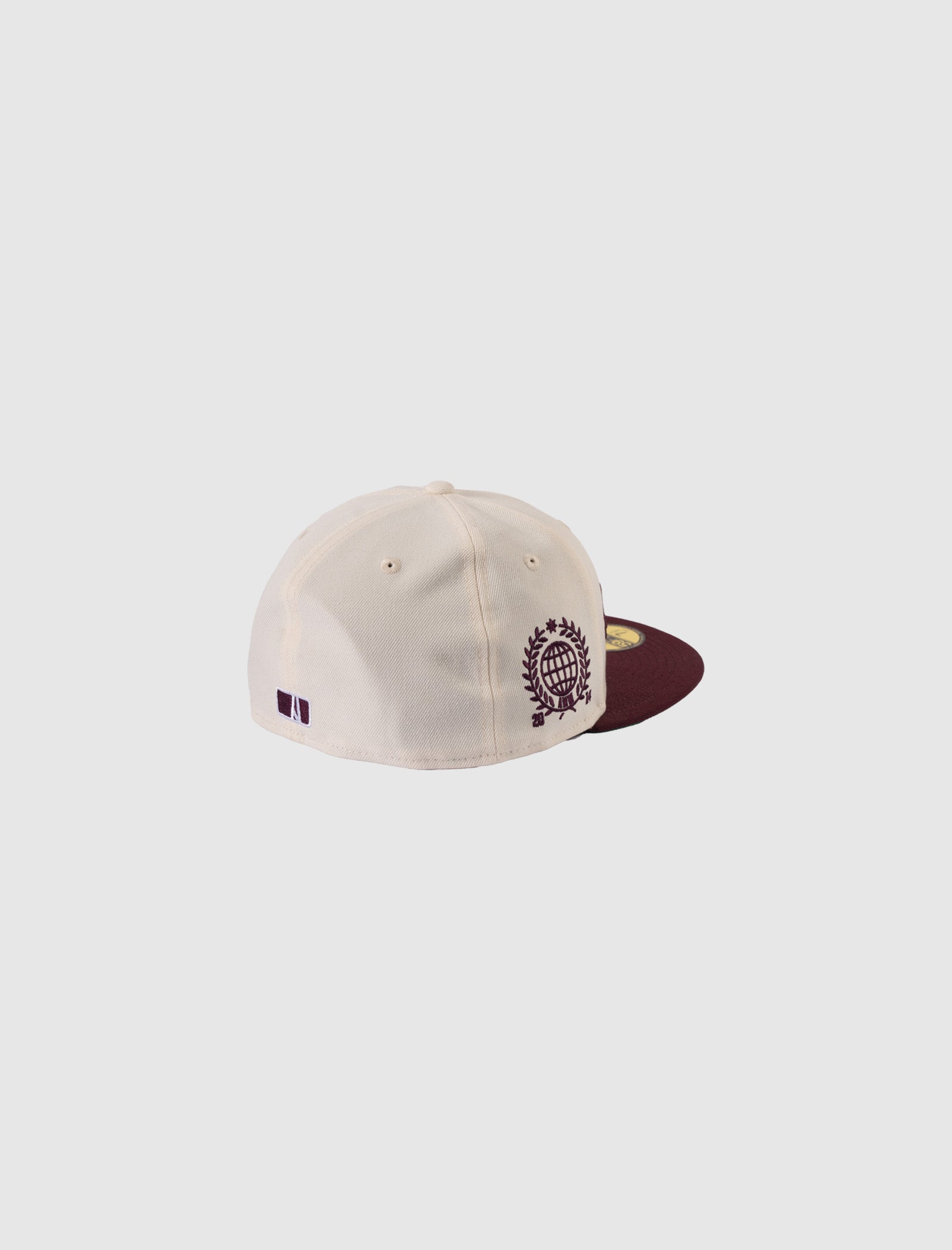 NEW ERA A MA MANIÉRE CHAIN FITTED HAT MAROON