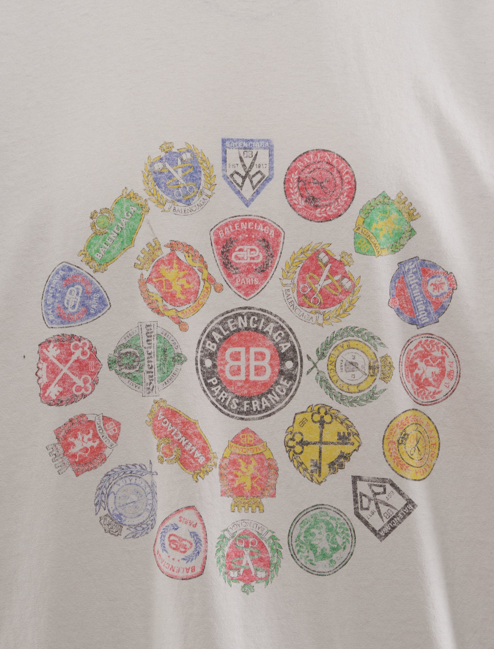 SPIRAL CREST T-SHIRT