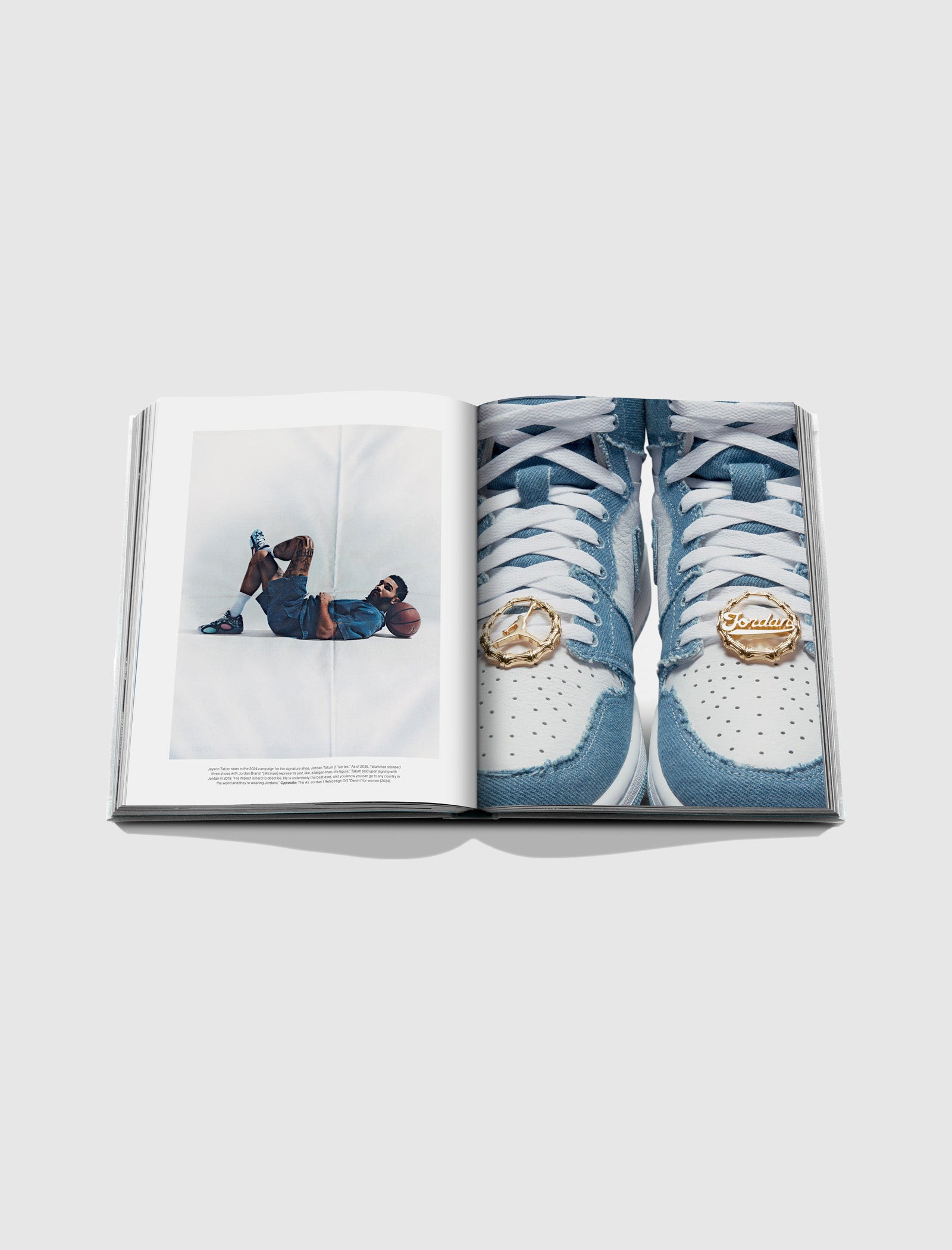 AIR JORDAN CLASSIC BOOK