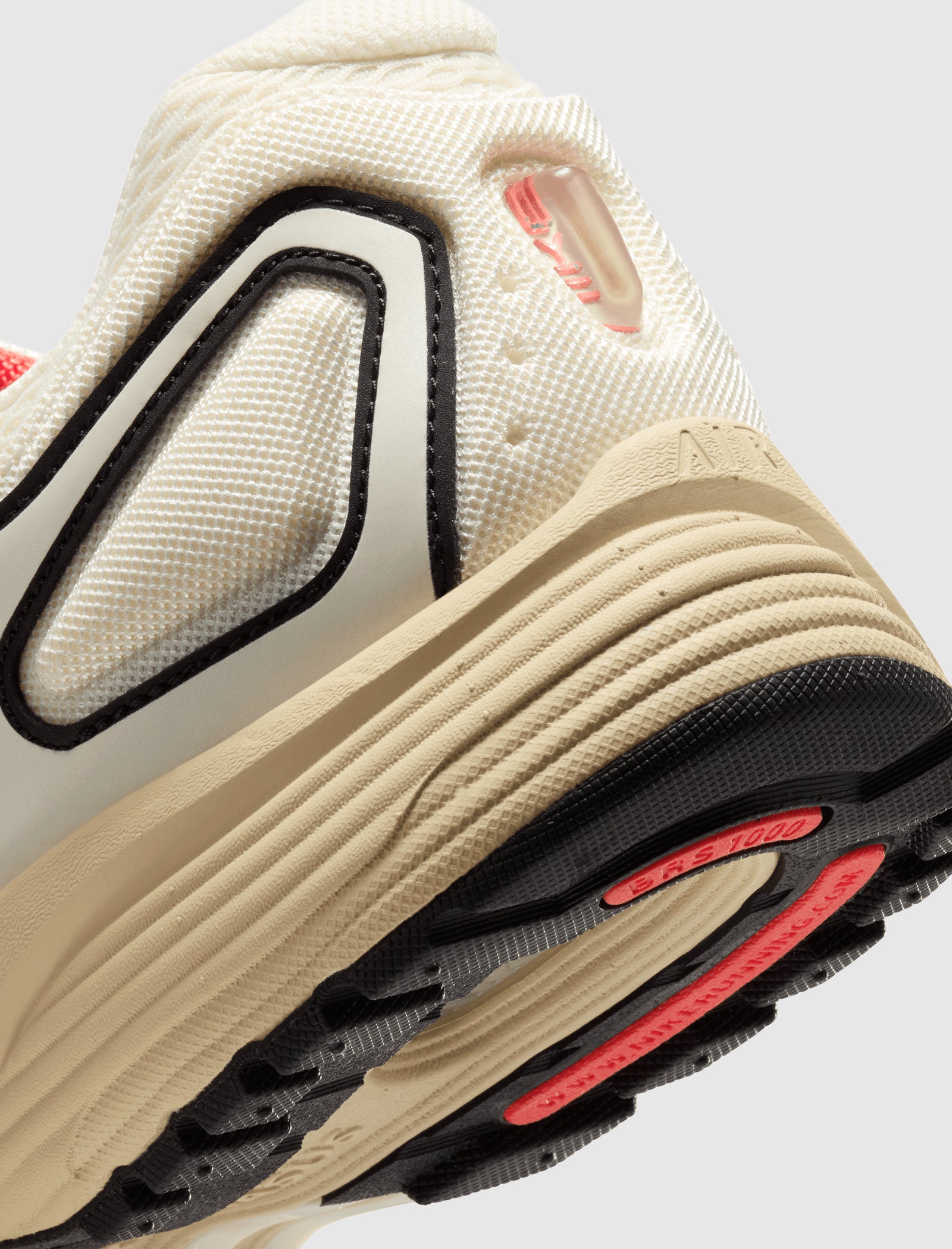AIR PEGASUS WAVE "COCONUT MILK/PICANTE RED"