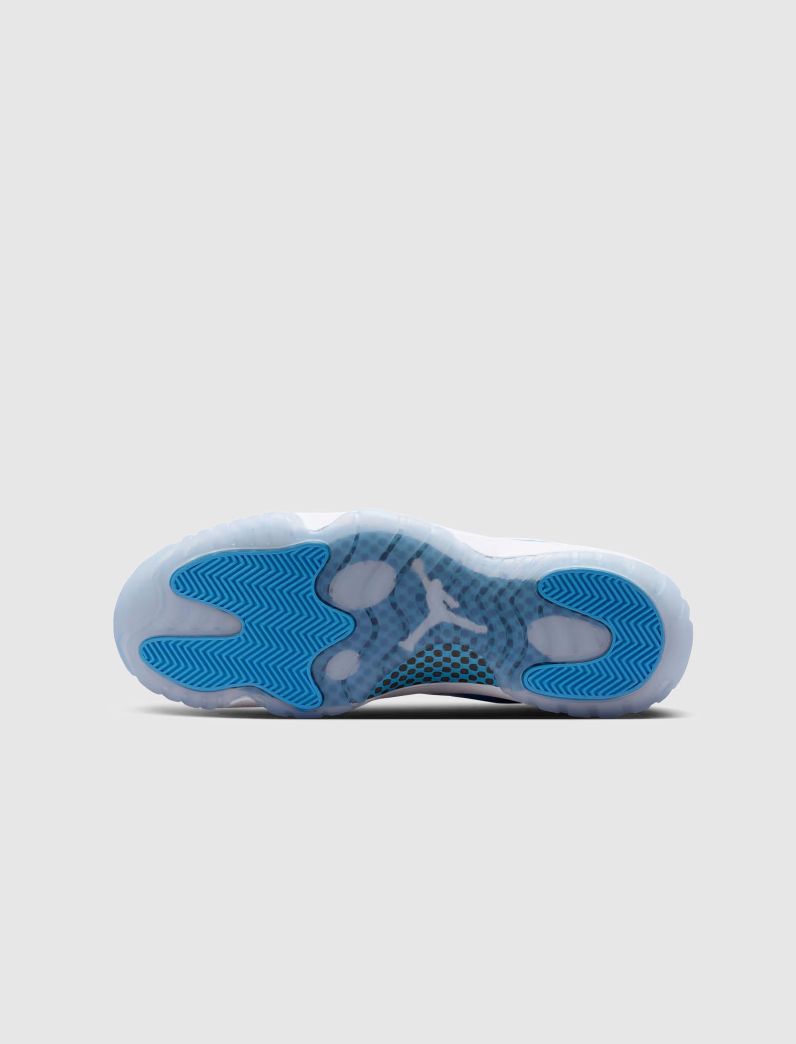 AIR JORDAN 11 RETRO LOW 
