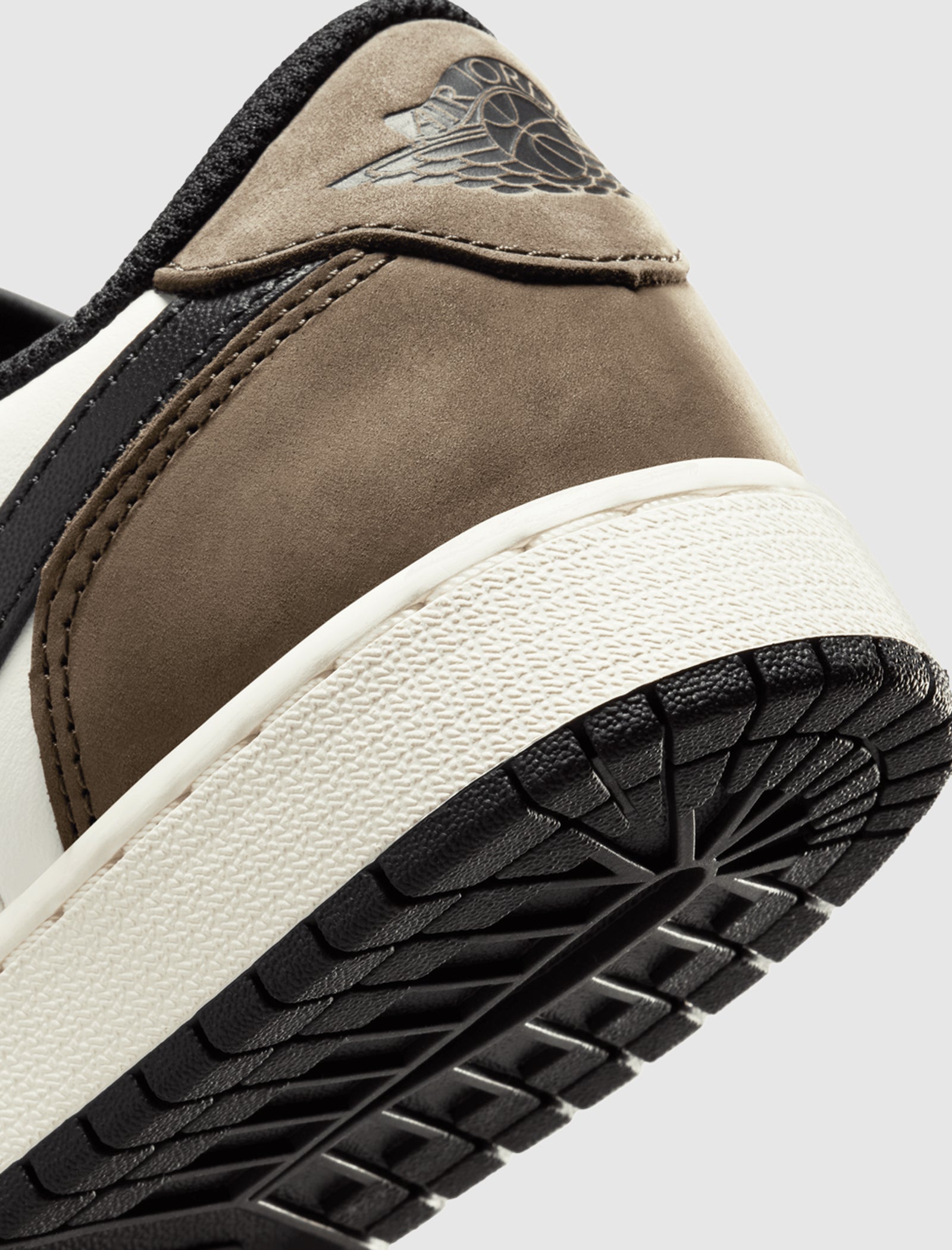 AIR JORDAN 1 LOW OG "DARK MOCHA" GS