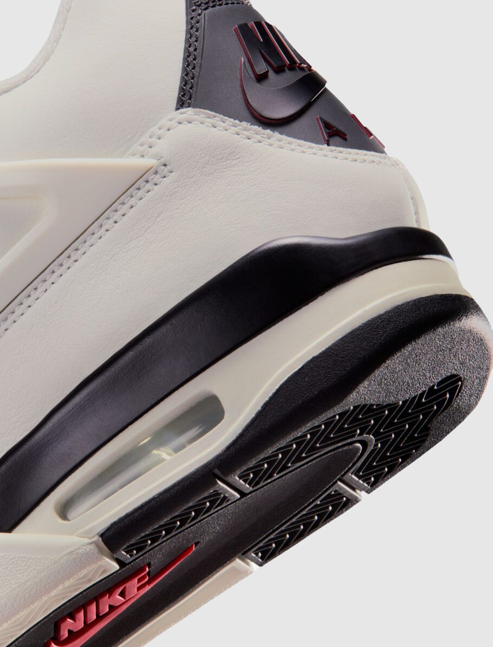 Close-up of the heel and sole of the AIR JORDAN 4 RETRO OG 