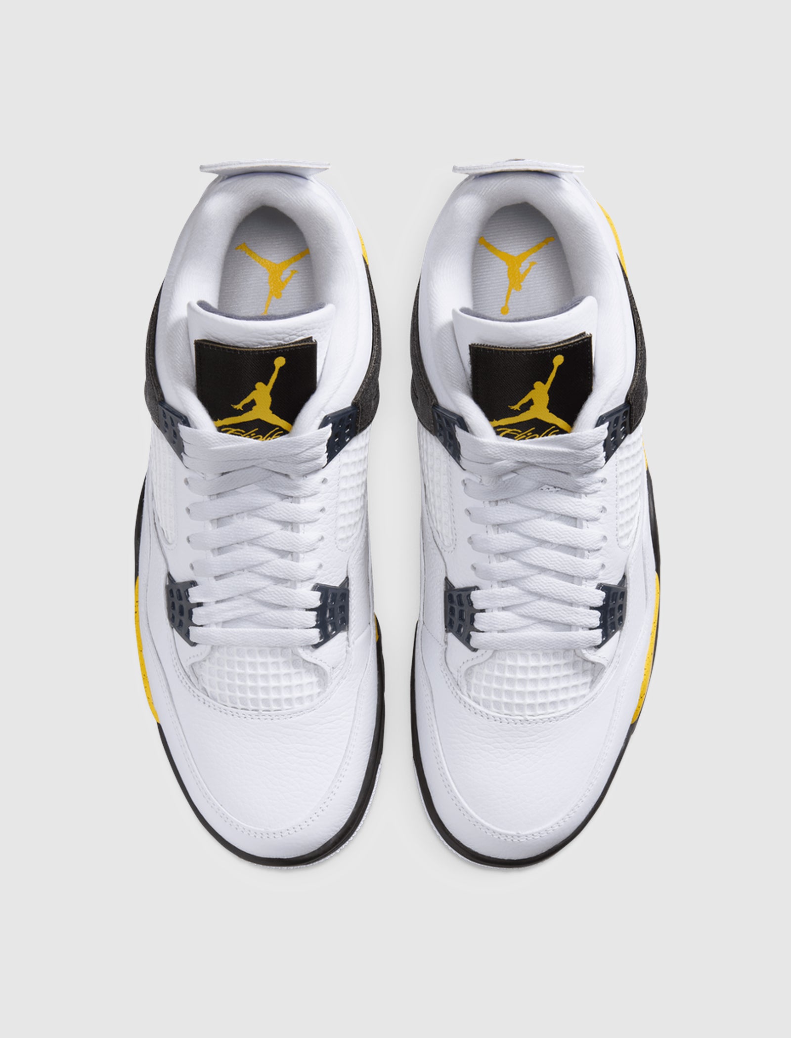 AIR JORDAN 4 RETRO „TOUR YELLOW“