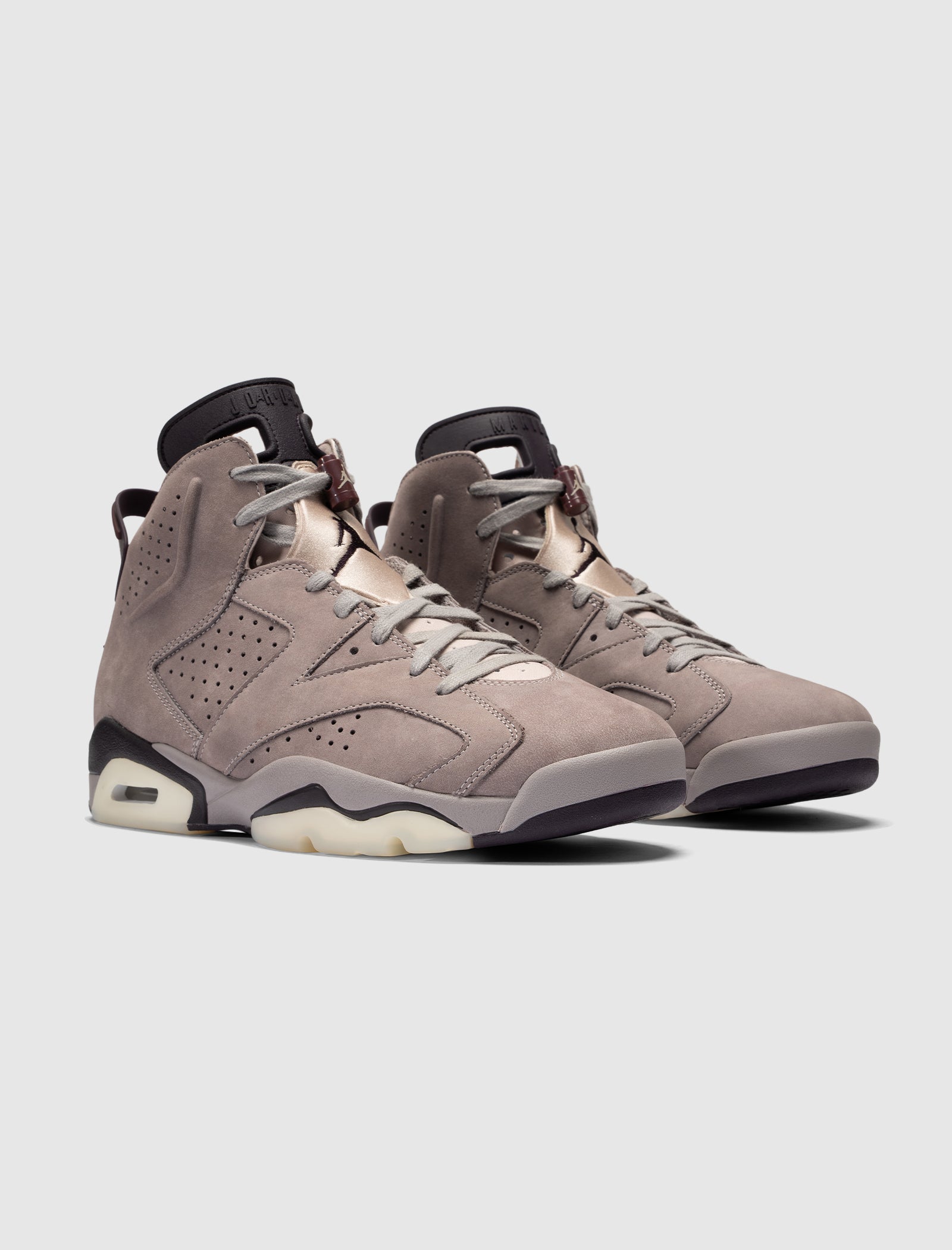 A MA MANIÉRE X AIR JORDAN 6 RETRO SP "SMOKY MAUVE"