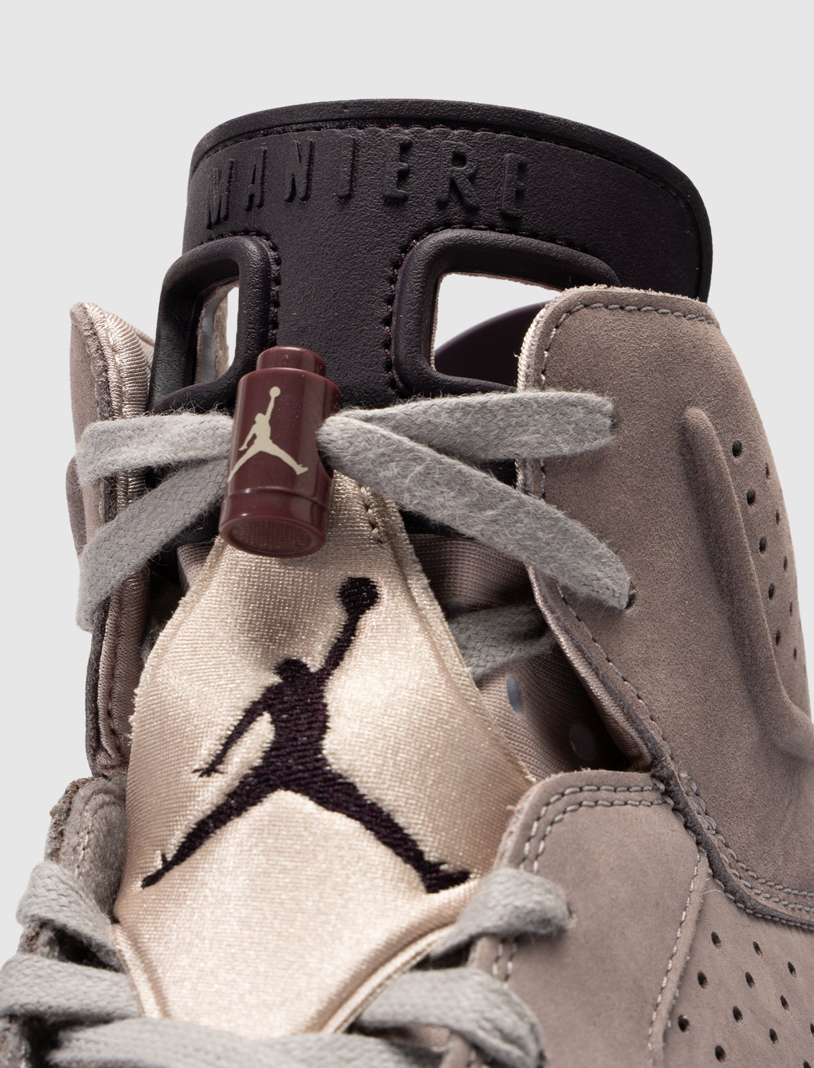 A MA MANIÉRE X AIR JORDAN 6 RETRO SP 