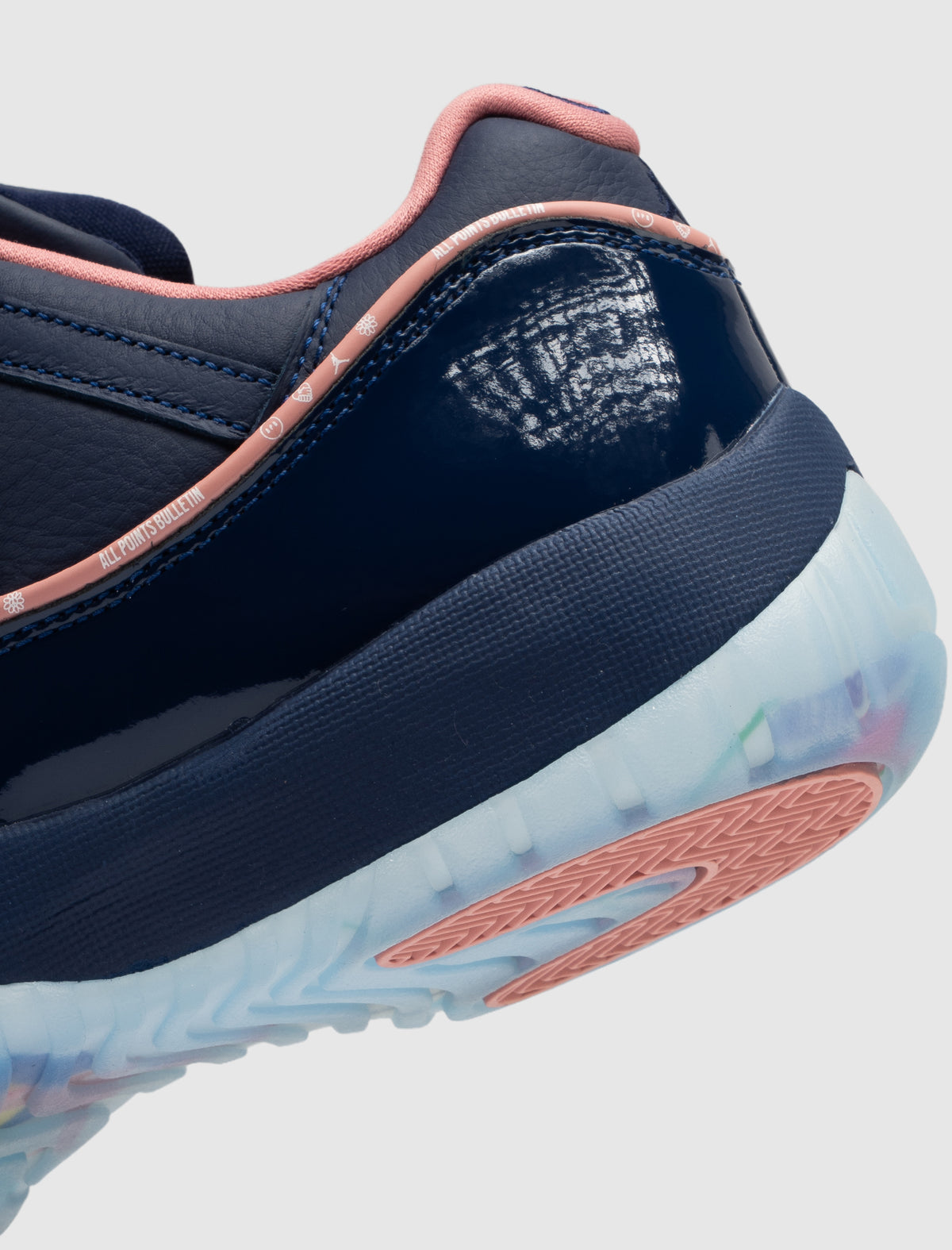 APB X AIR JORDAN 11 LOW 