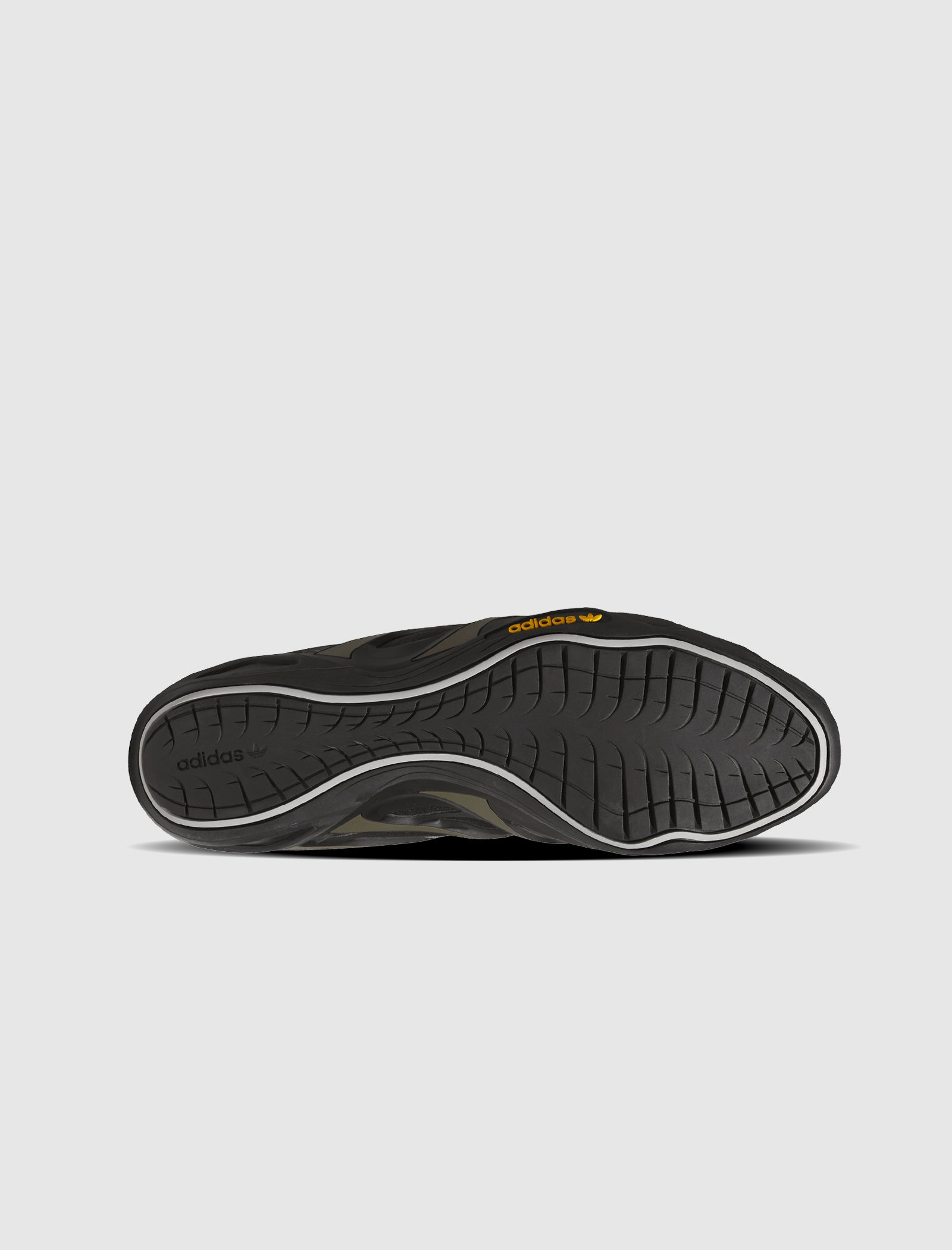 BAD BUNNY ADIRACER GT 