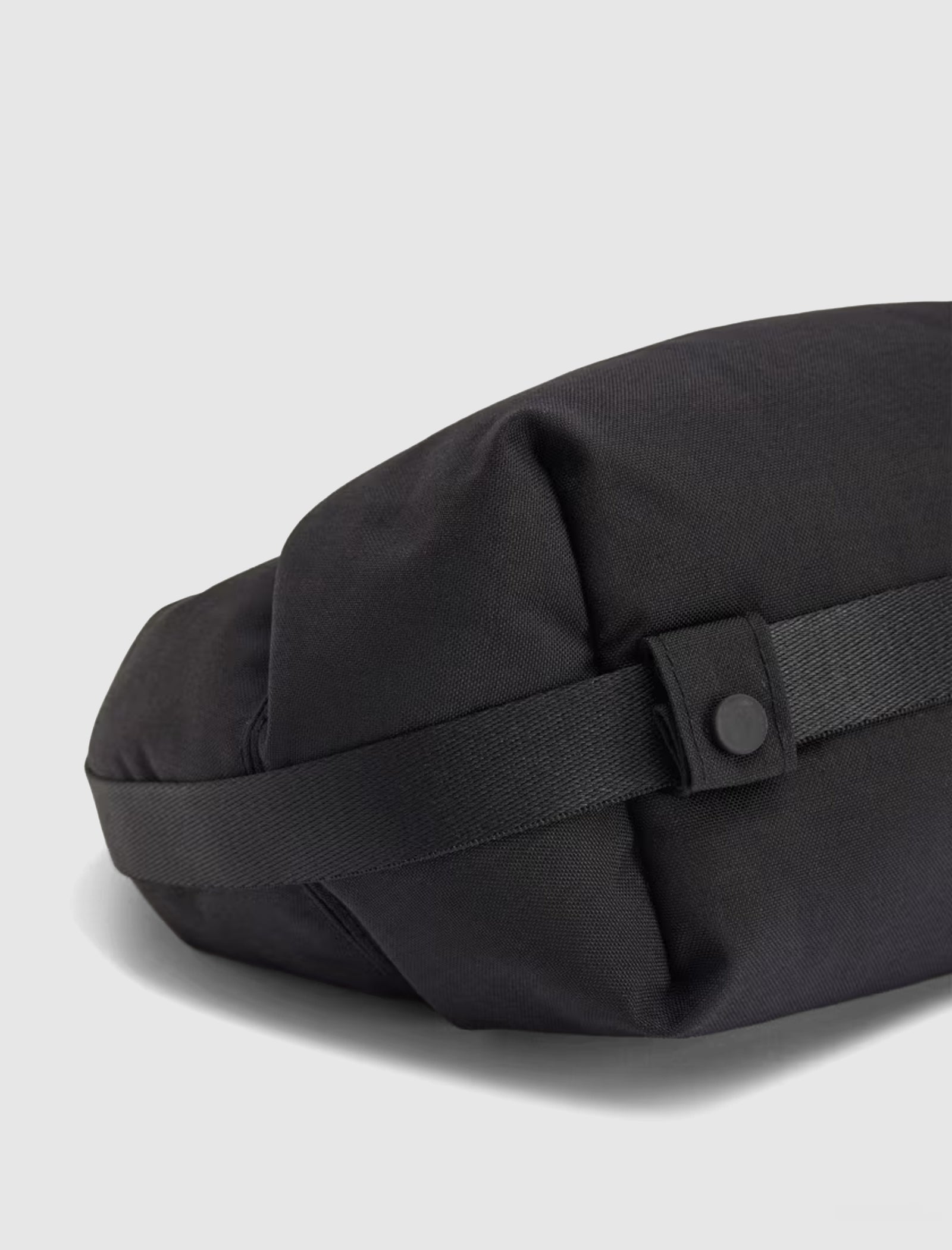 Y-3 CRESCENT TASCHE