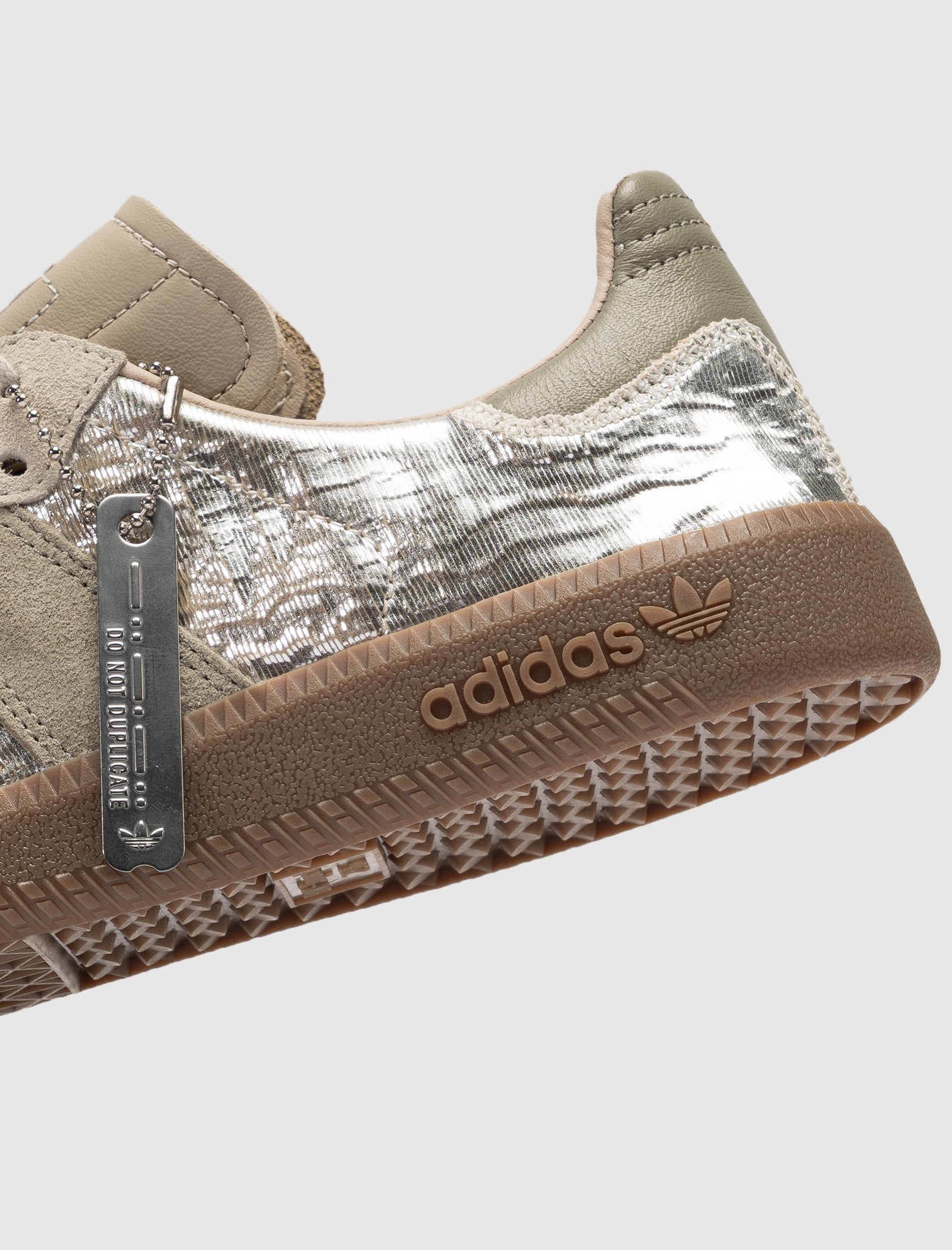 ADIDAS DO NOT DUPLICATE BW ARMY DECON BEACH HOUSE