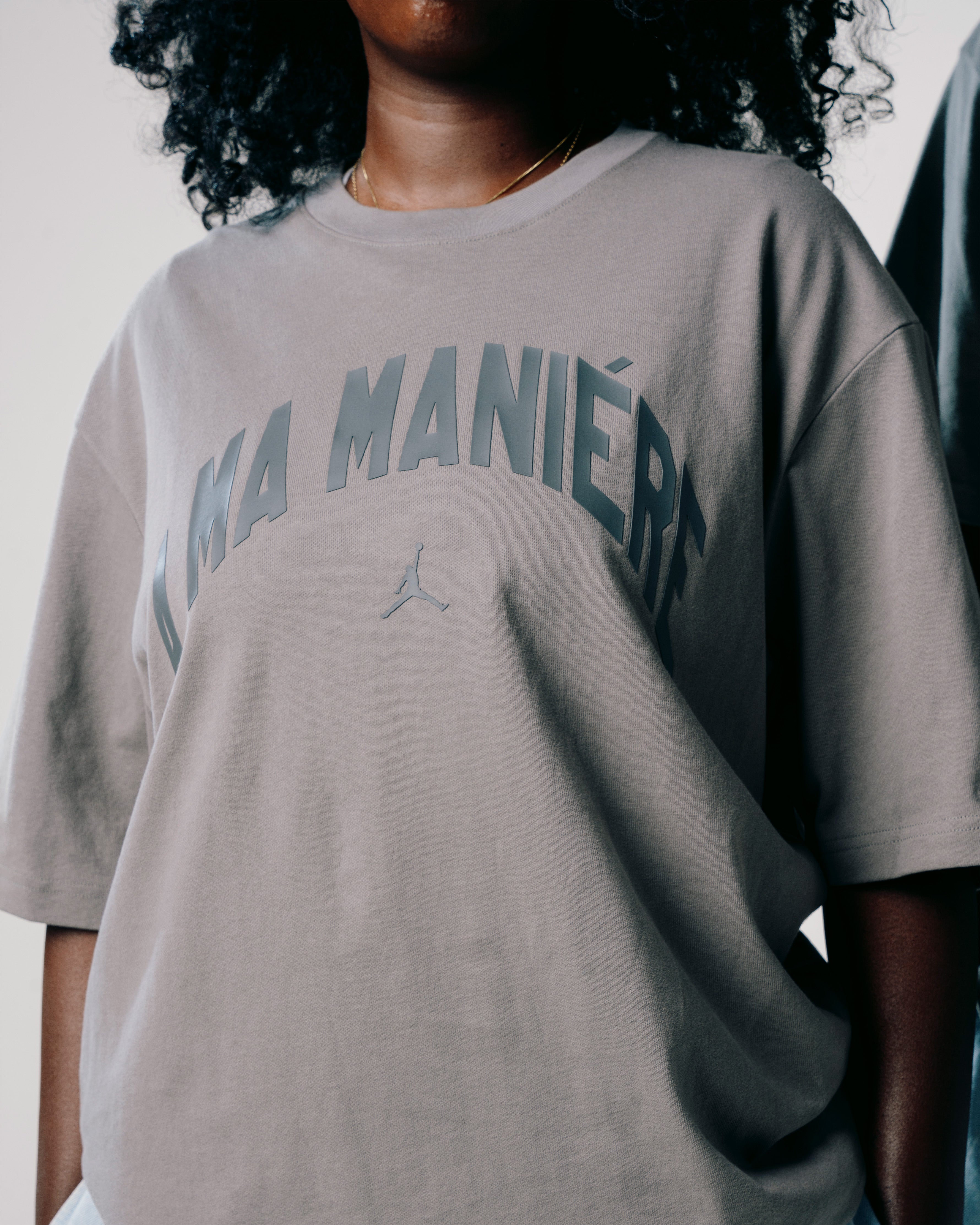 A MA MANÍERE T-SHIRT