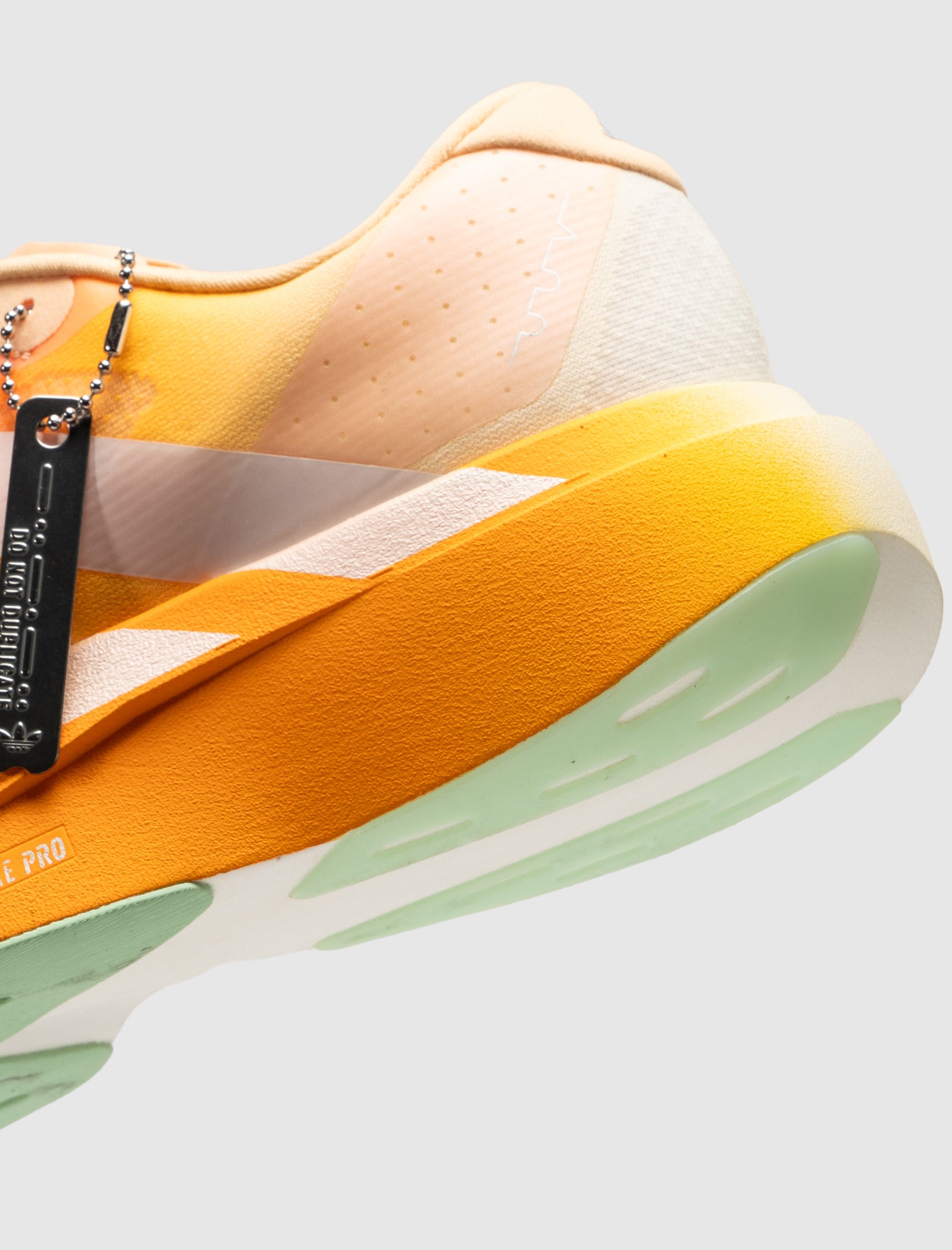 Close-up of the heel of the DO NOT DUPLICATE EVO SL DAYGLOW 