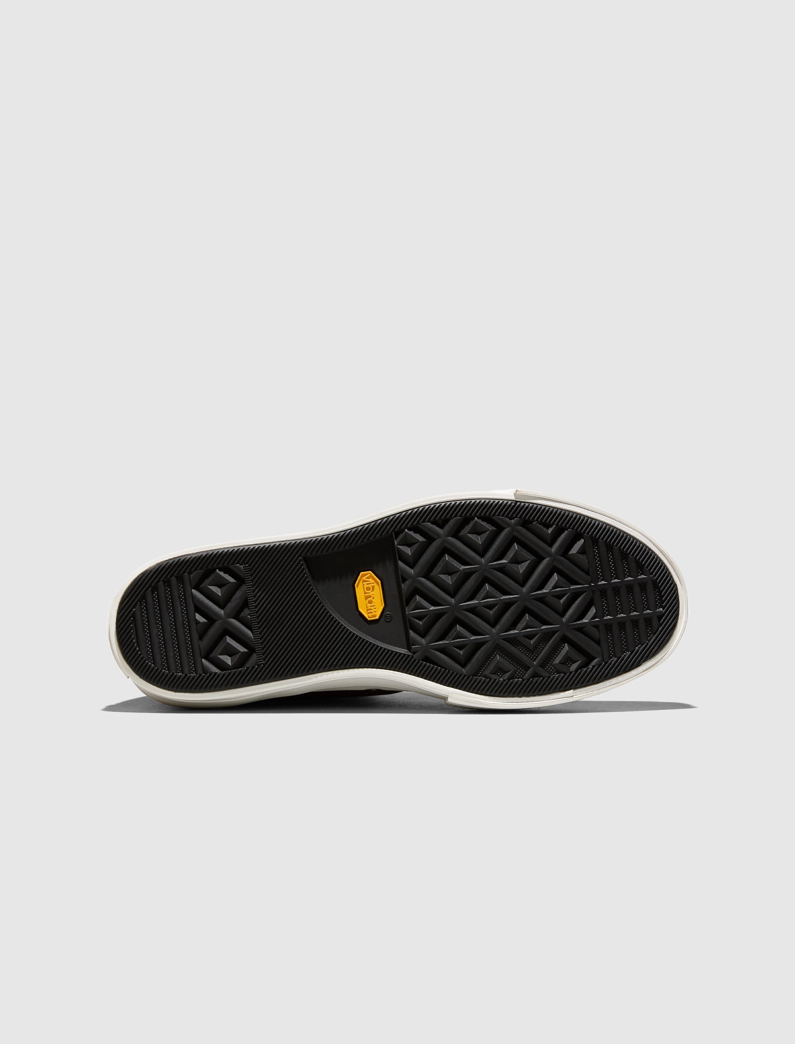 FIRST STRING CHUCK TAYLOR HI 