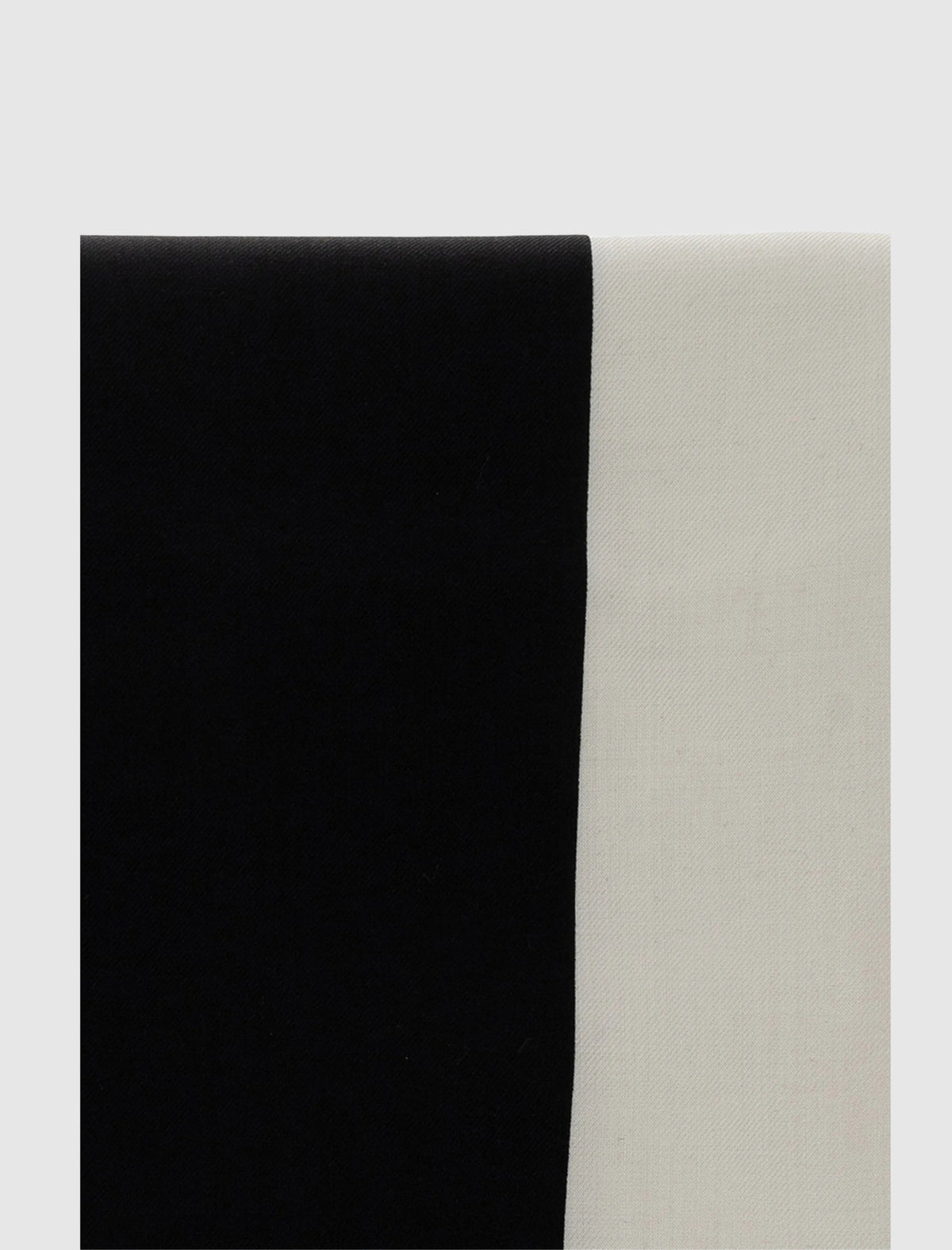 FLAG 133X168