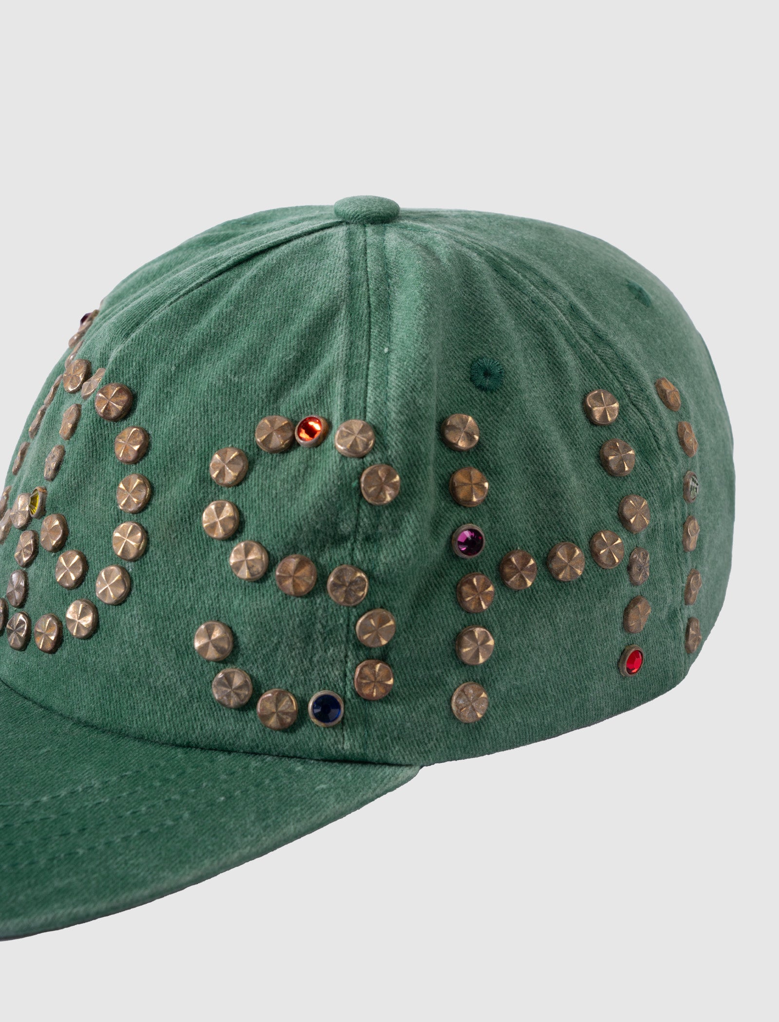 STUDDED WRAP AROUND HAT