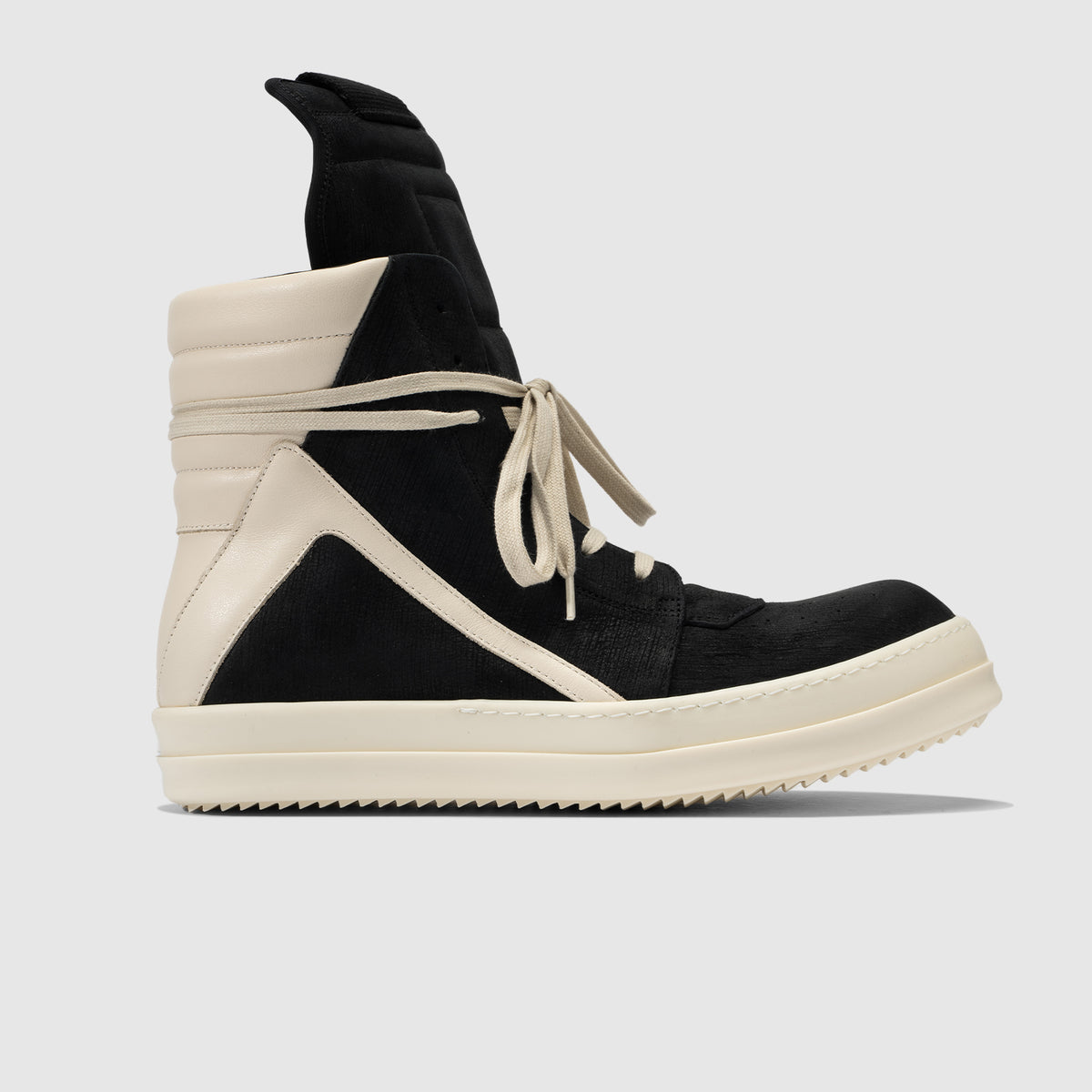 GEOBASKETBLKWHT-1.jpg?crop=