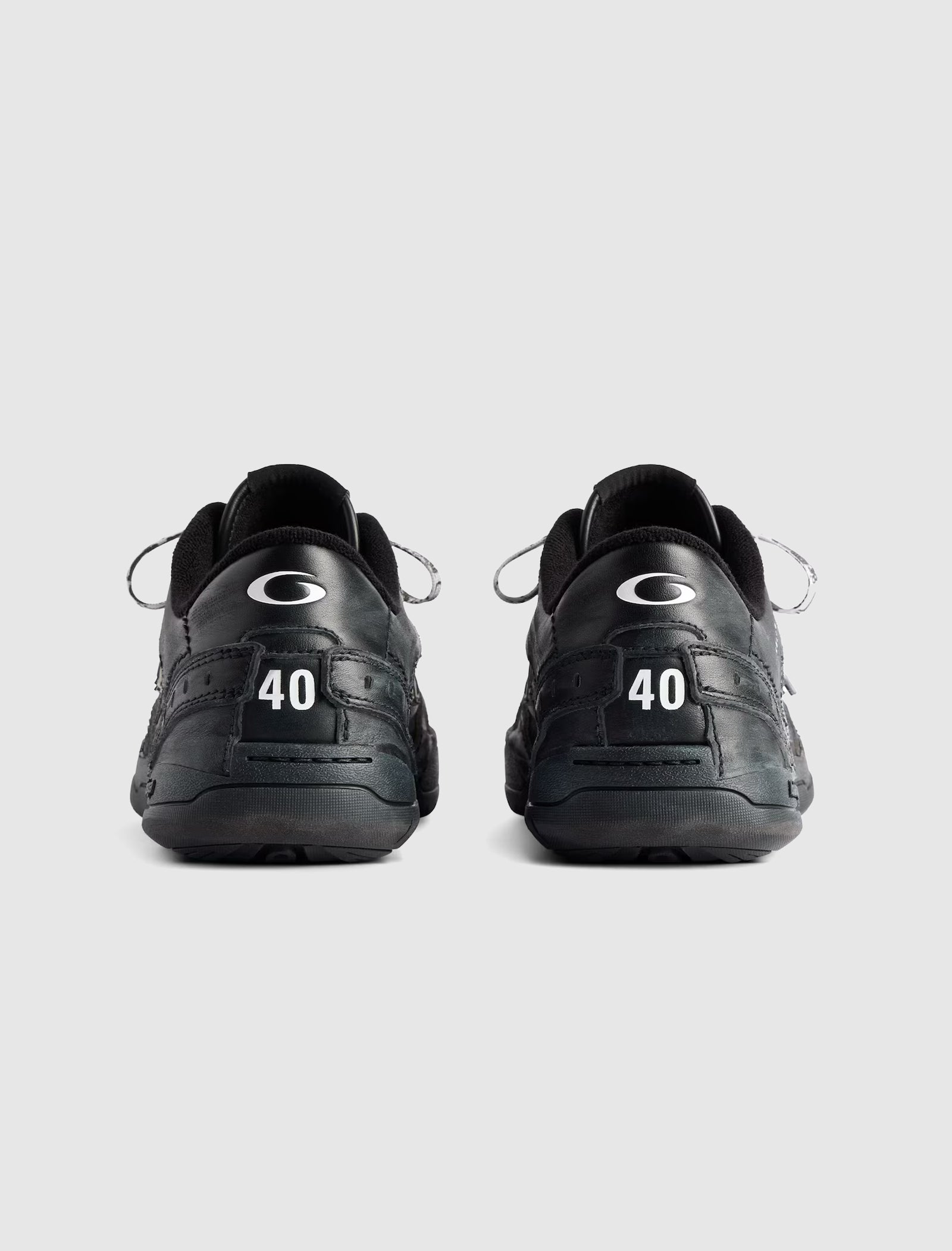 HAMPTONS WORN-OUT SNEAKER