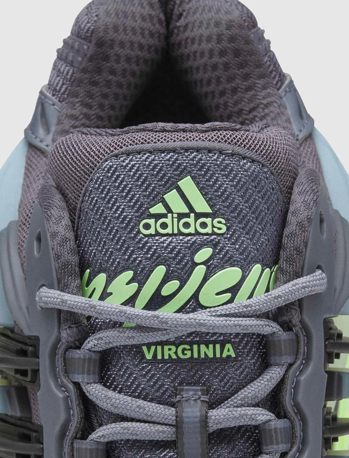 PHARRELL WILLIAMS X ADIDAS ADISTAR VIRGINIA JELLYFISH