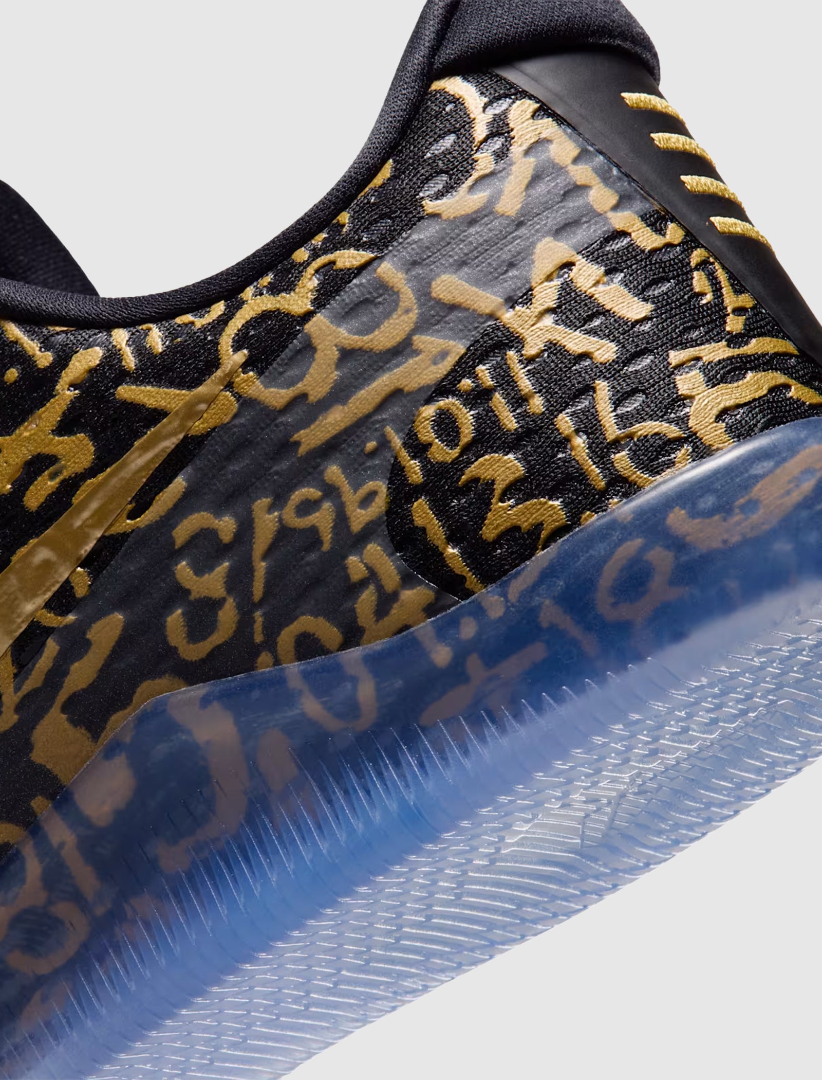 KOBE XI EM PROTRO 