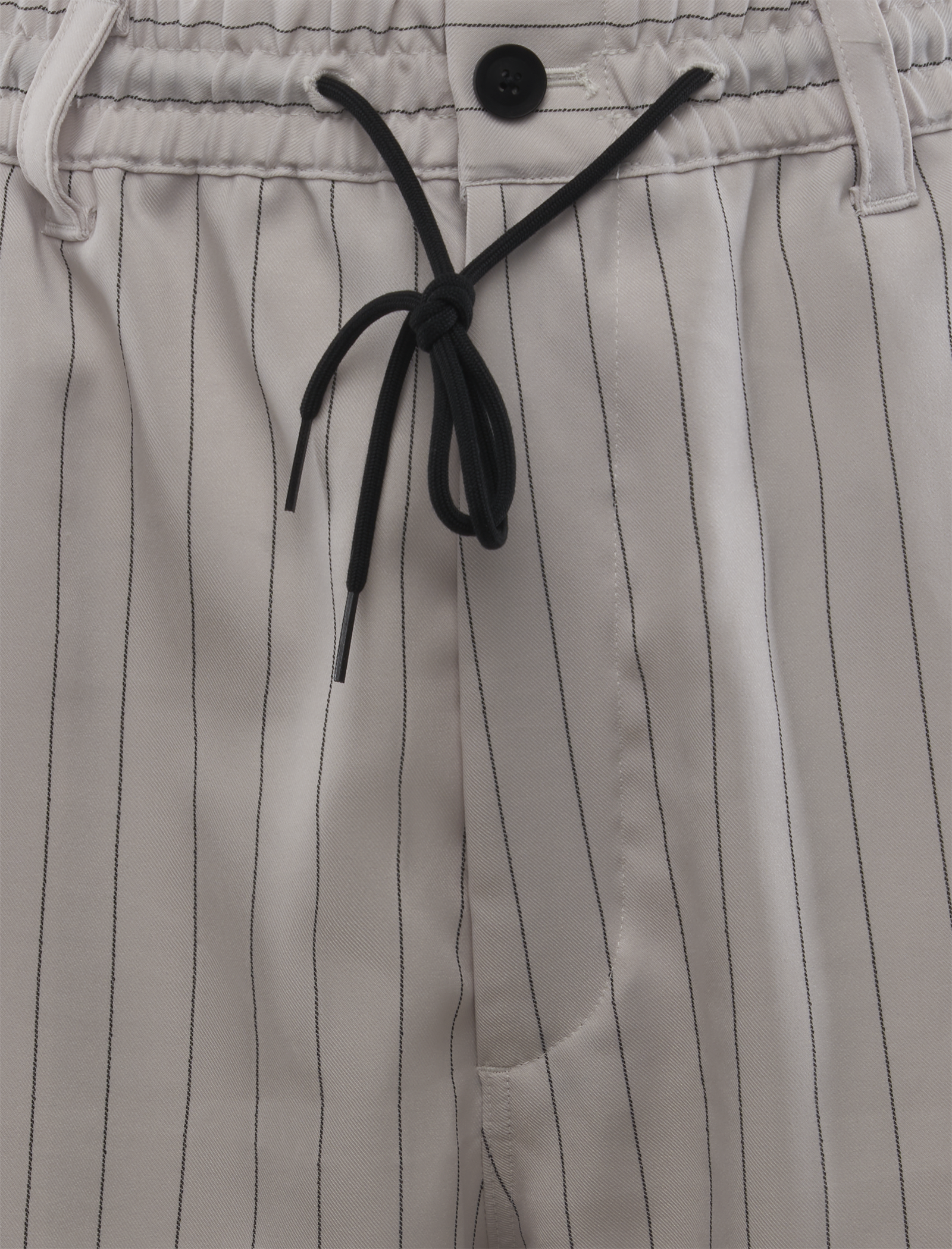 PINSTRIPE SHORT