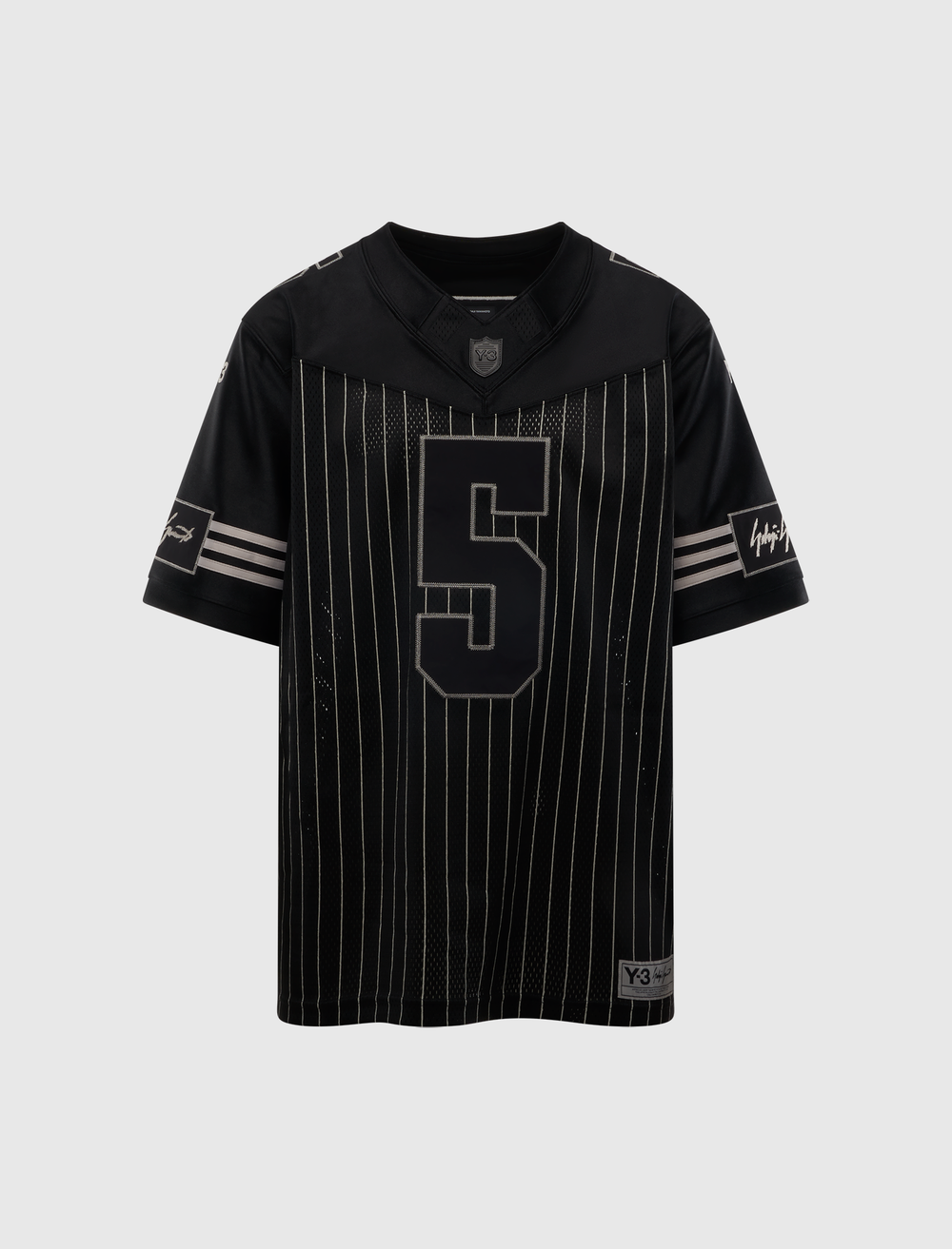 5 GRAPHIC TEE