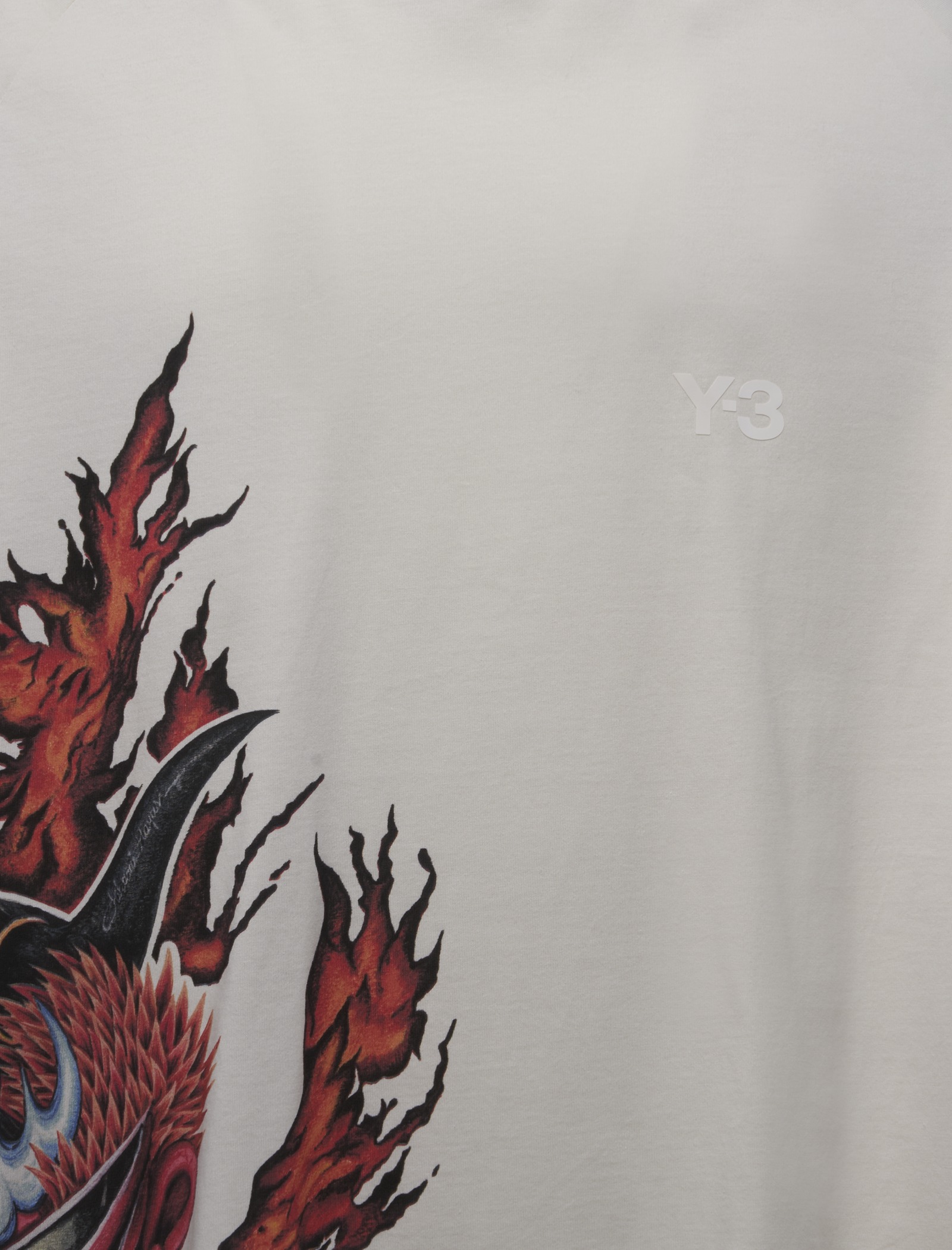 GRAPHIC SHORT SLEEVE TEE