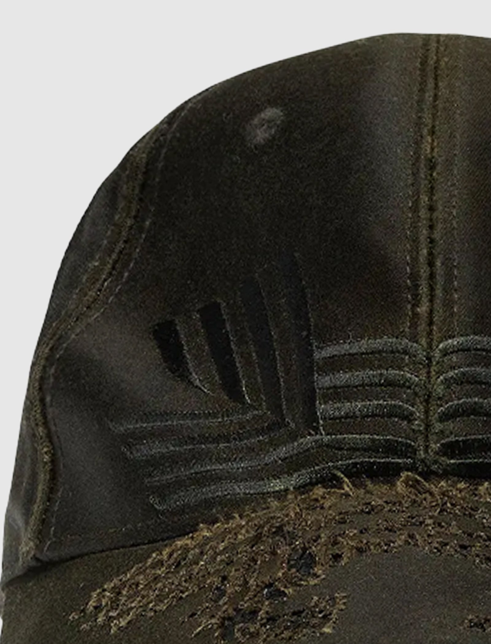 LASER CUT WAXED DAMAGED CAP