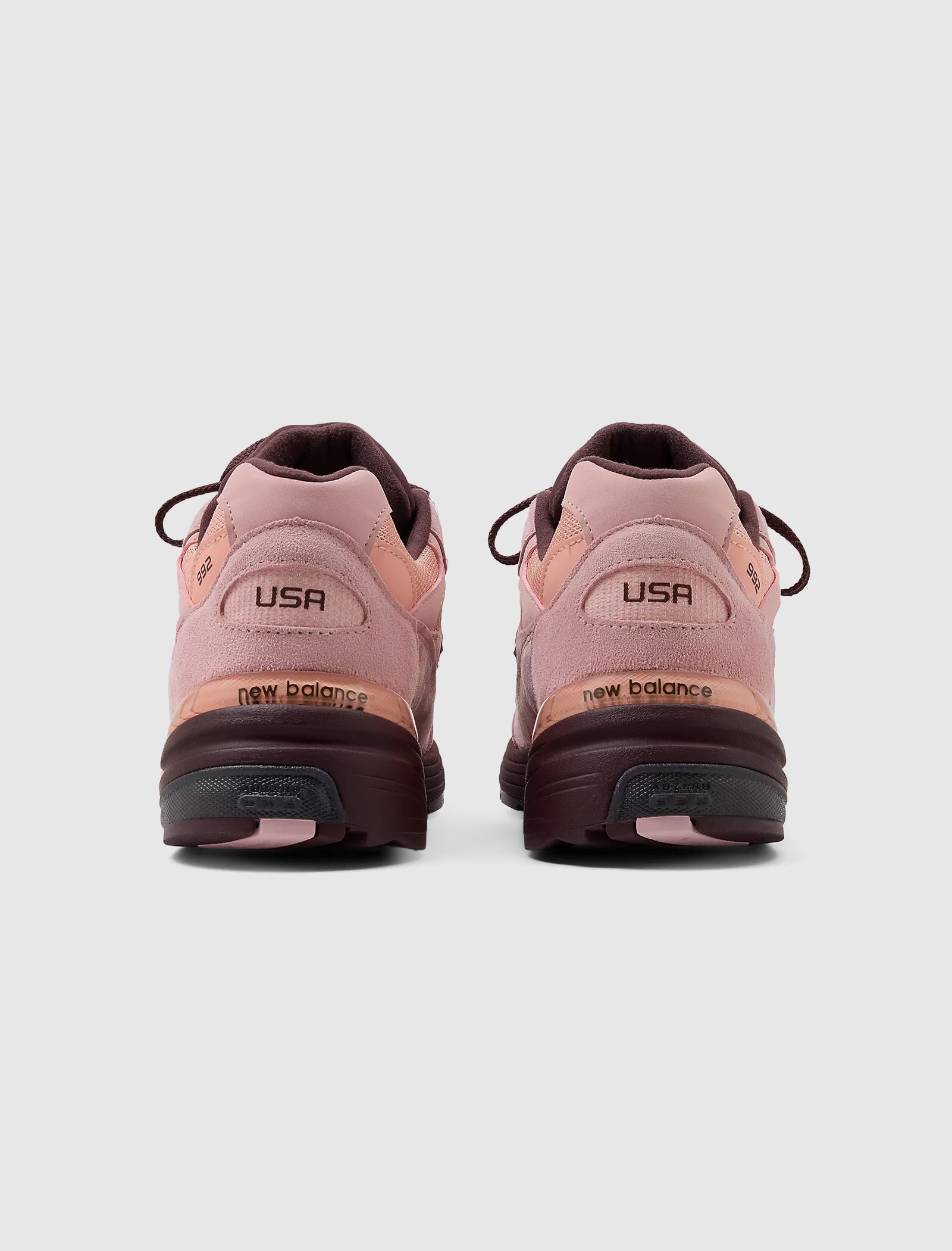 992 