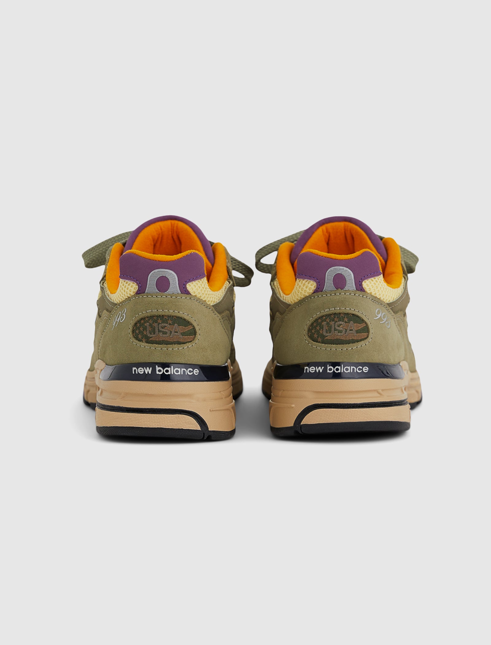MADE IN USA 993 "OLIVE"