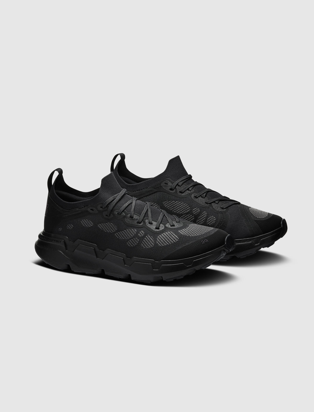 ON RUNNING X PAF CLOUDSOMA