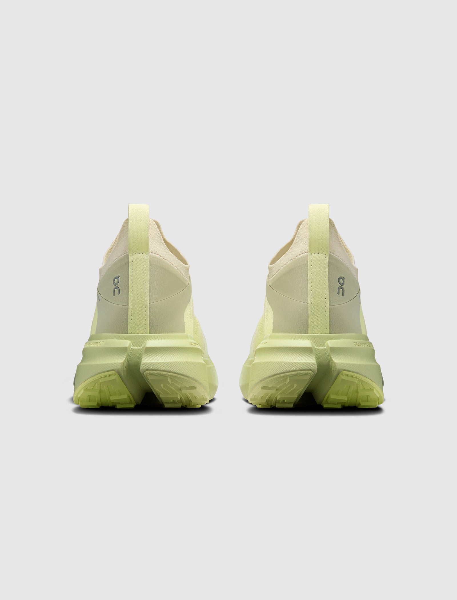 ON RUNNING X PAF CLOUDSOMA