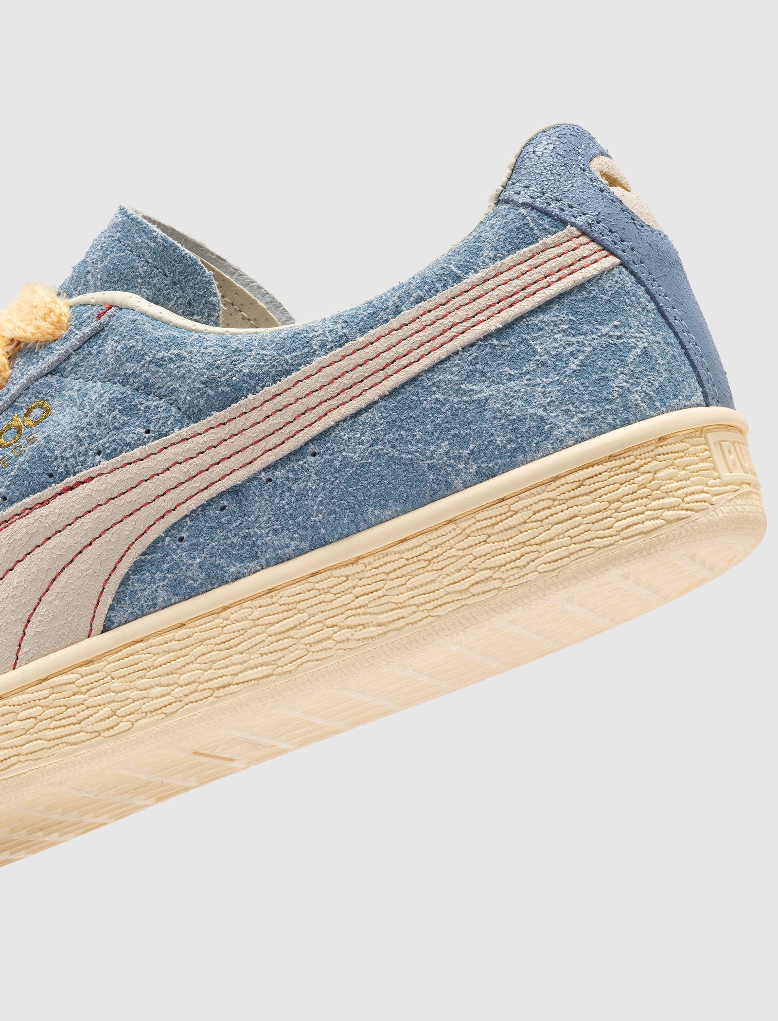 THE WHITAKER GRP SUEDE CODA ECHO POINTS (CHAMBRAY BLUE/ALPINE SNOW/BUTTERCREAM)