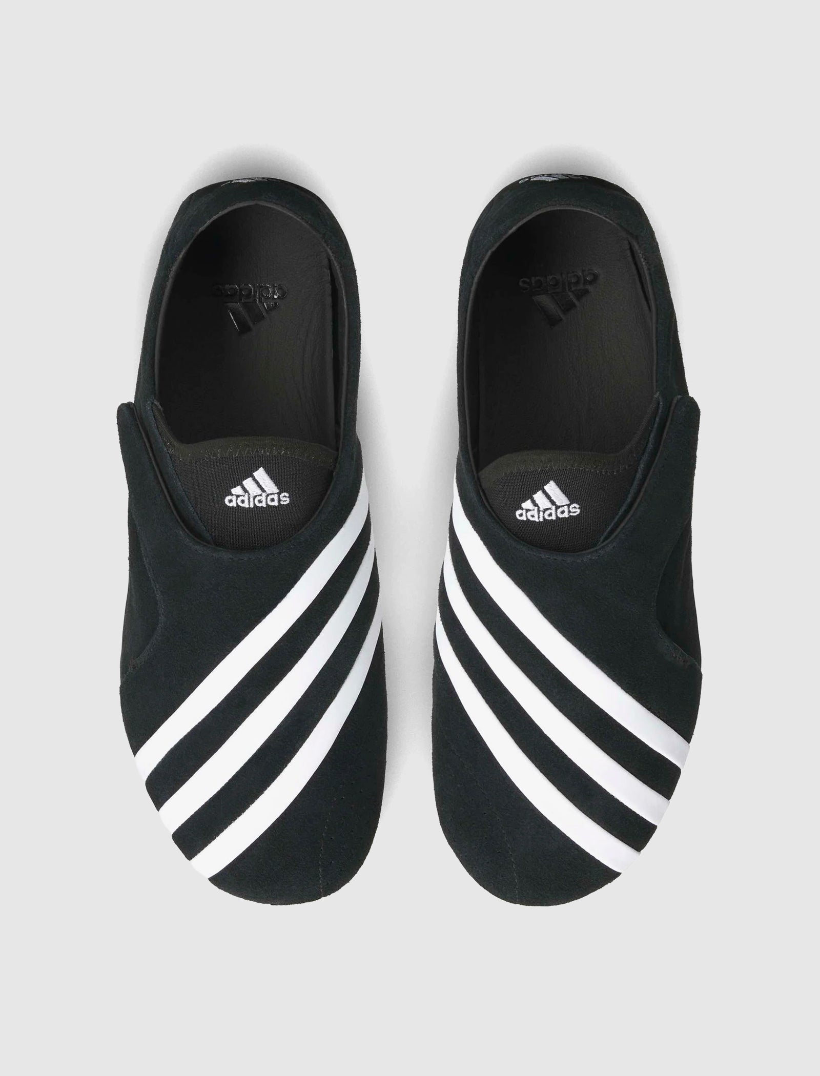 PHARRELL WILLIAMS YOGA VARIO 