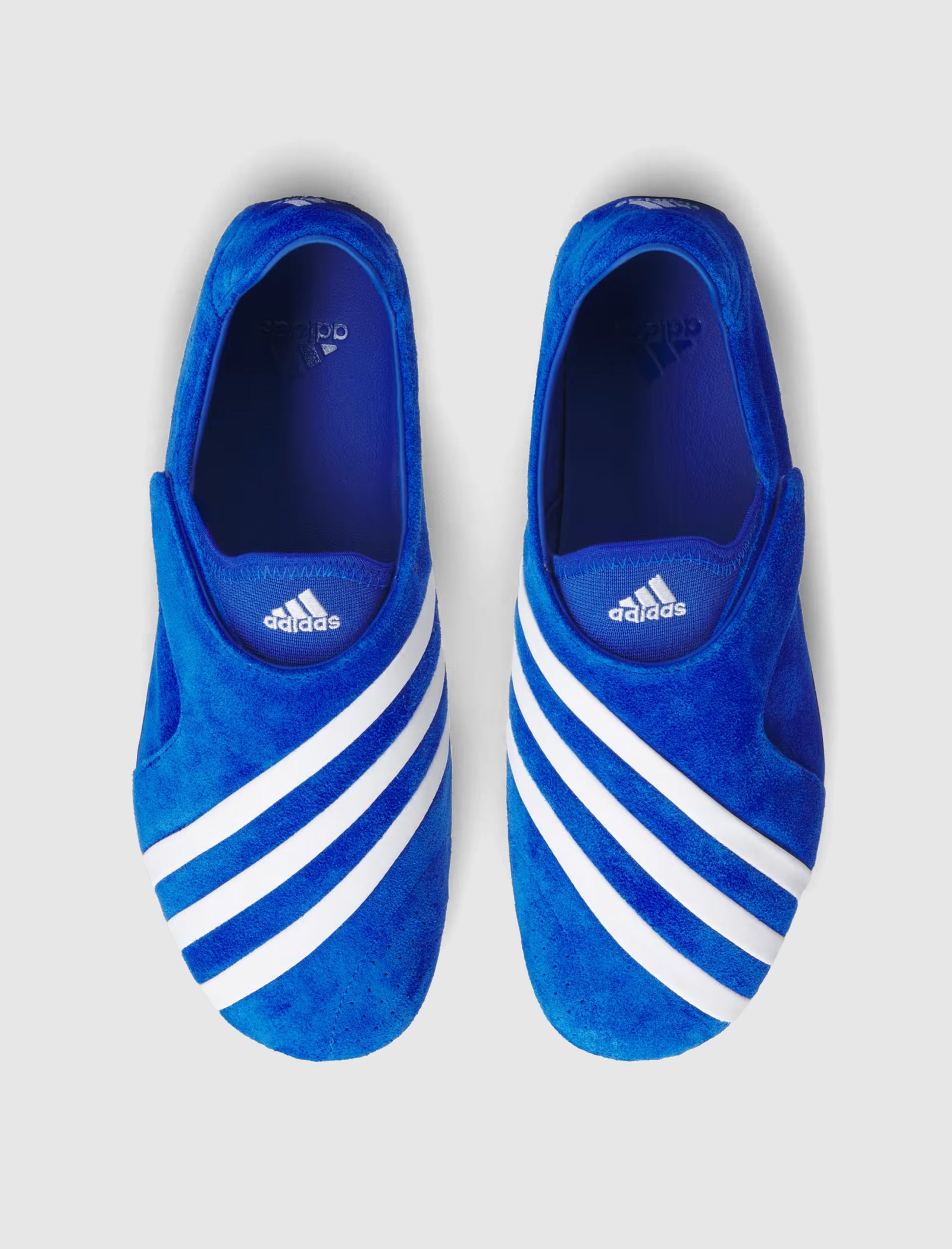 PHARRELL WILLIAMS YOGA VARIO 