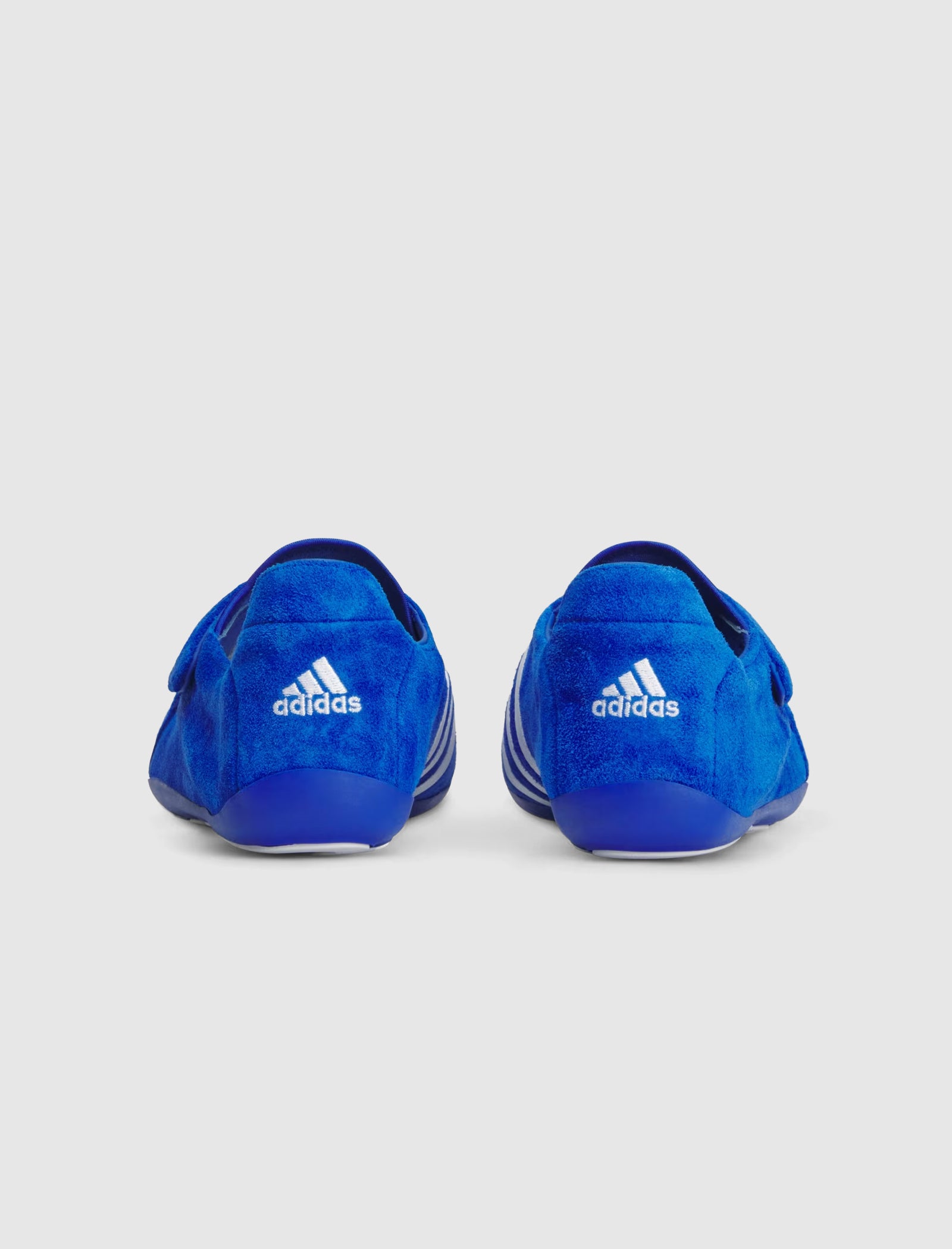 PHARRELL WILLIAMS YOGA VARIO 