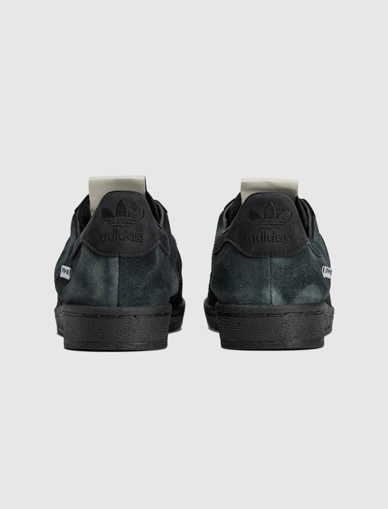 SONG FOR THE MUTE X SUPERSTAR 82 "BLACK/CREAM WHITE"