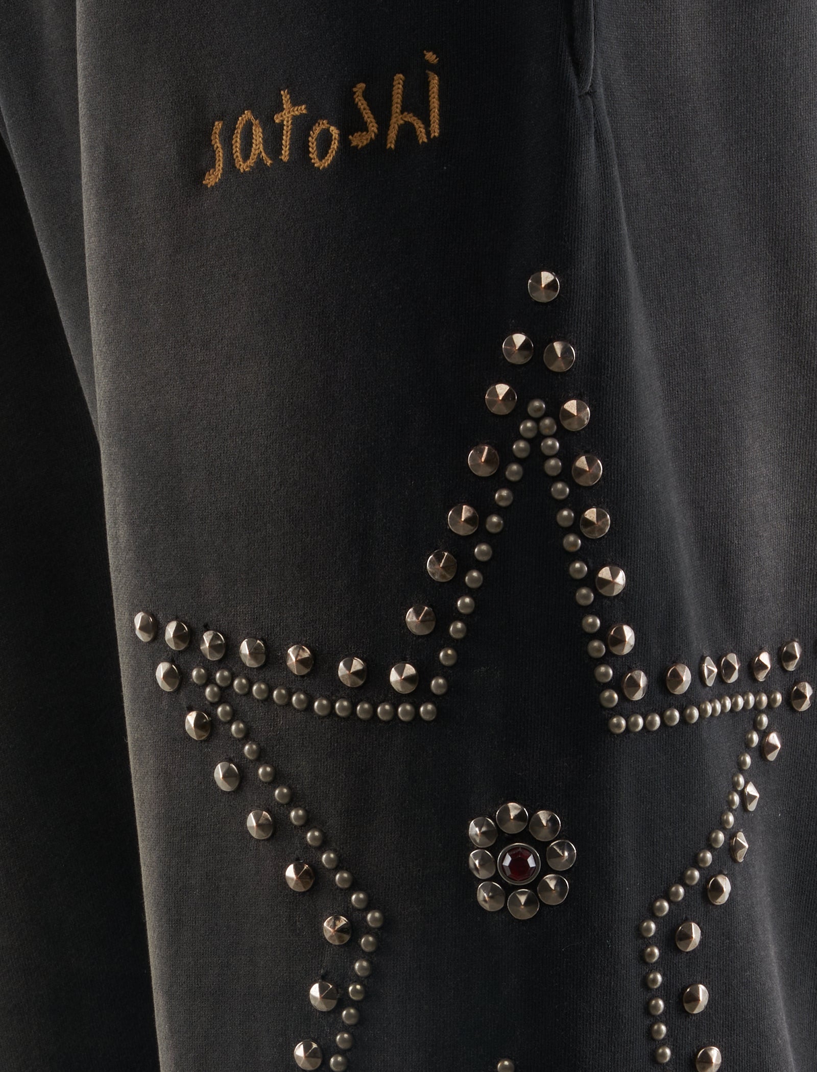 STAR STUDDED SWEATS