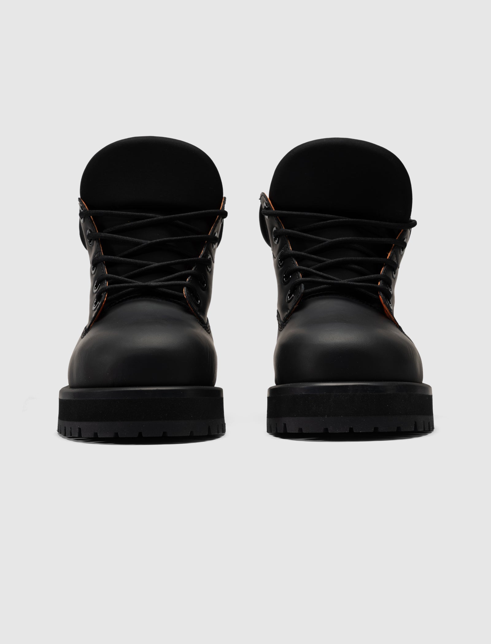 STRADA BLACK
